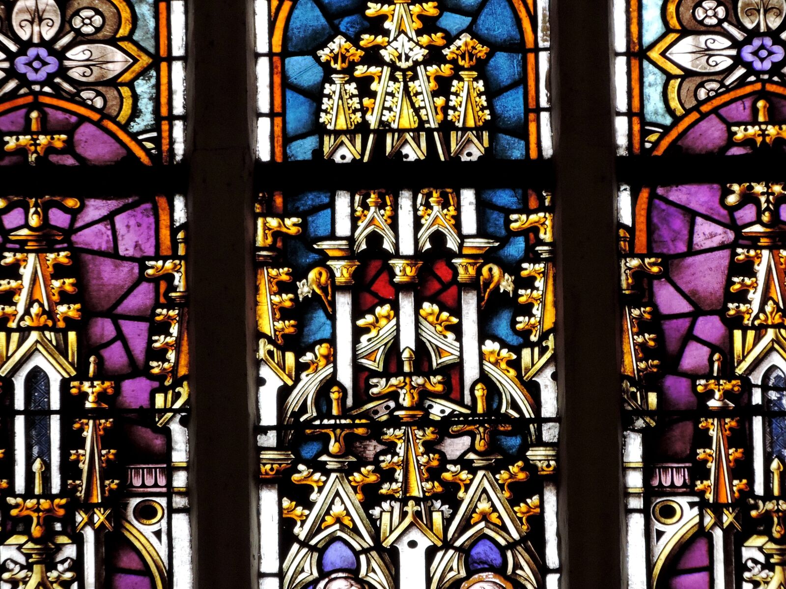 Nikon Coolpix P520 sample photo. Inside, stained glass, religious photography