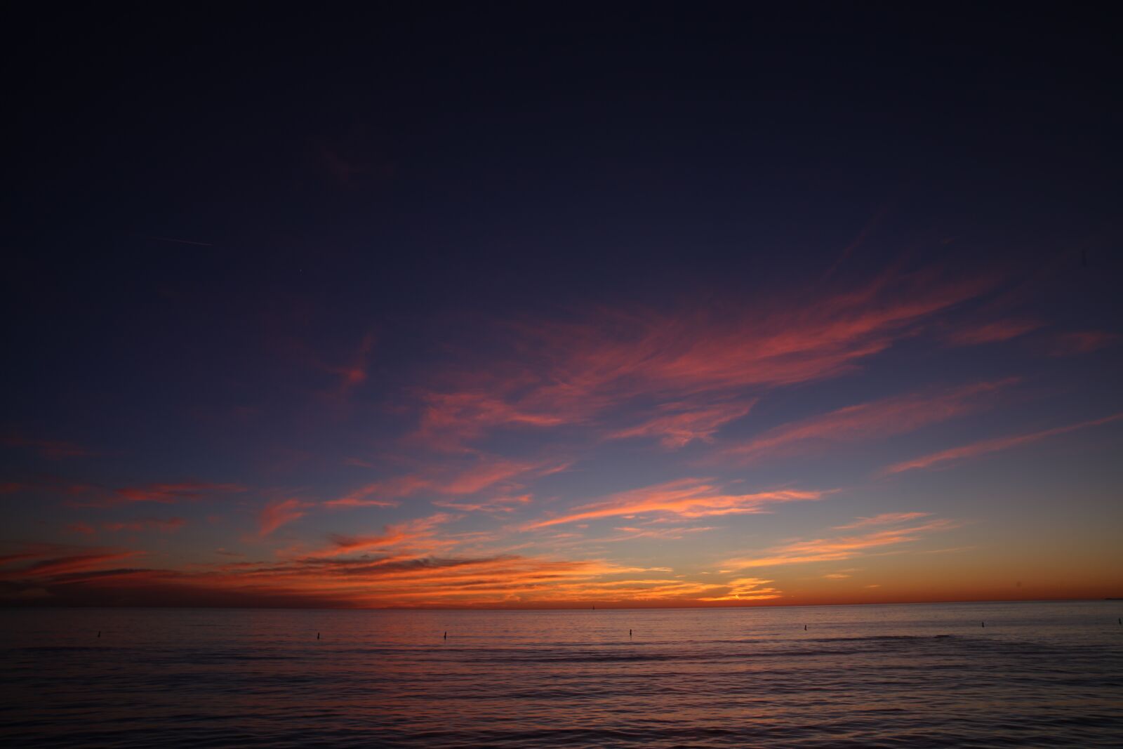 Canon EOS 5D Mark II sample photo. Sunset, red sky, see photography