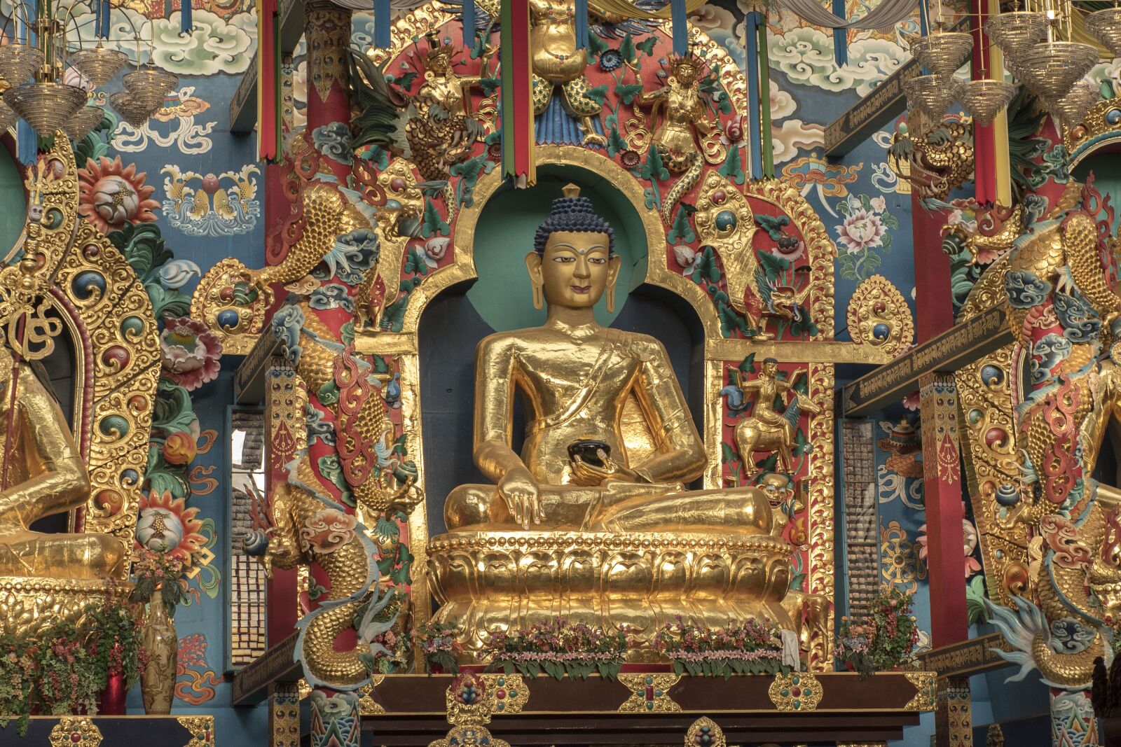 Nikon D5500 sample photo. Buddha, monastery, bodhisattva photography