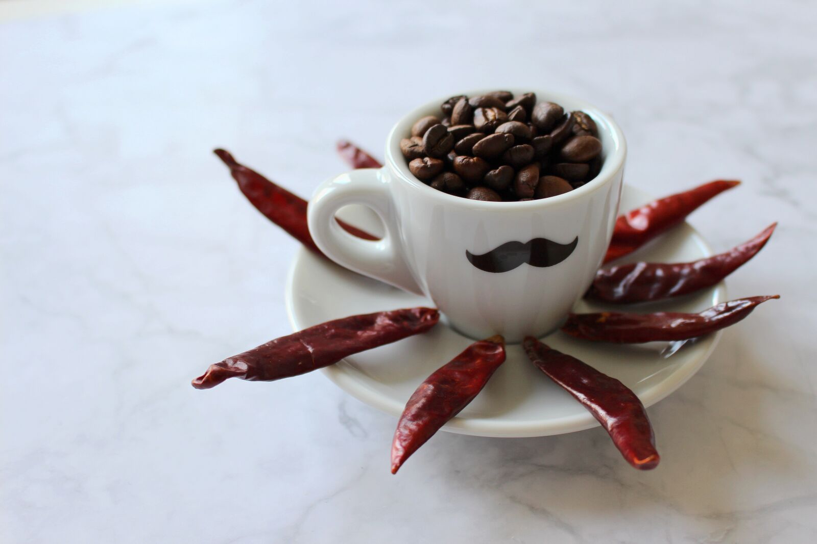 Canon EOS 700D (EOS Rebel T5i / EOS Kiss X7i) sample photo. Coffee, chilli, coffee beans photography
