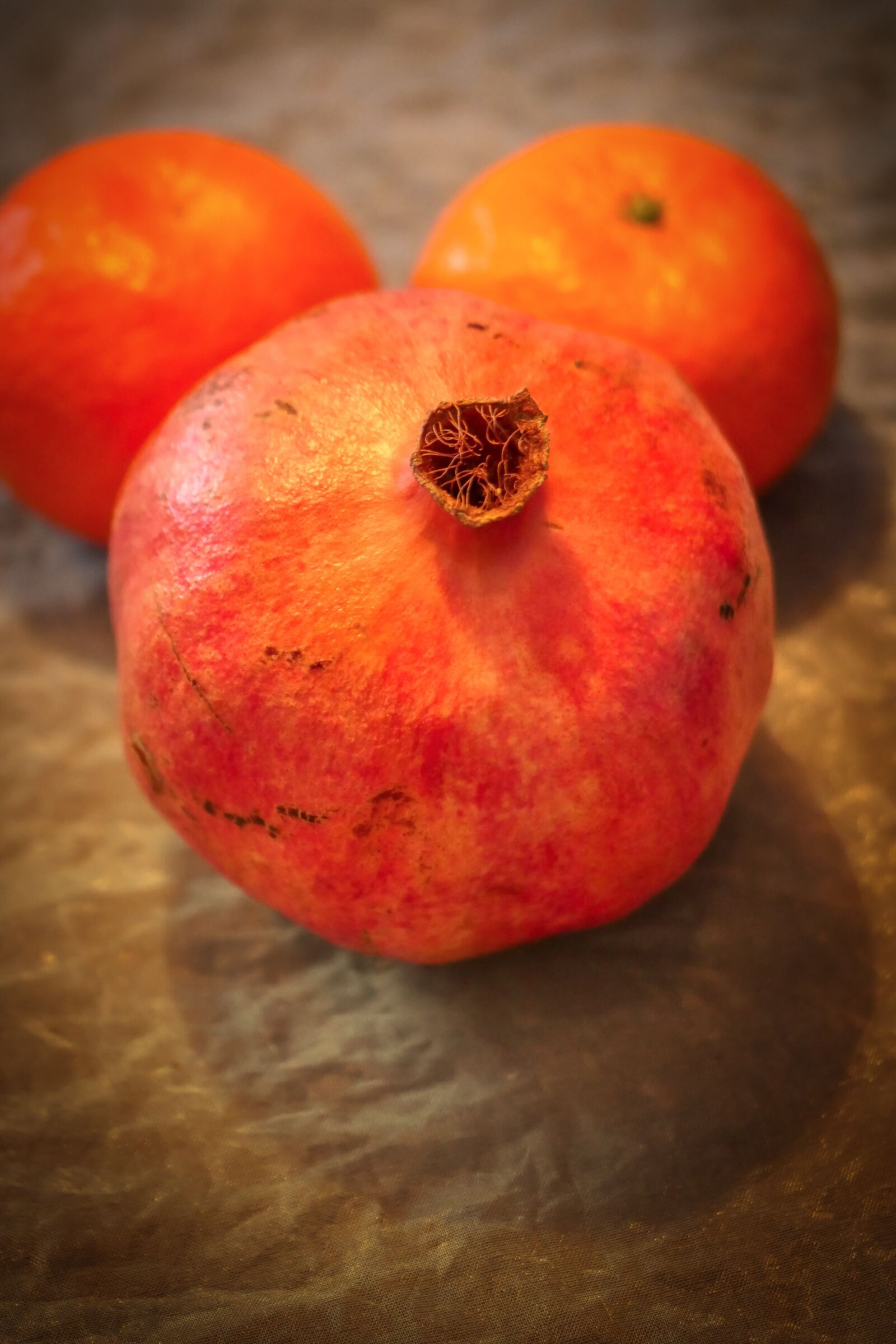 Panasonic Lumix DMC-GX8 sample photo. Pomegranate, clementine, mandarin photography