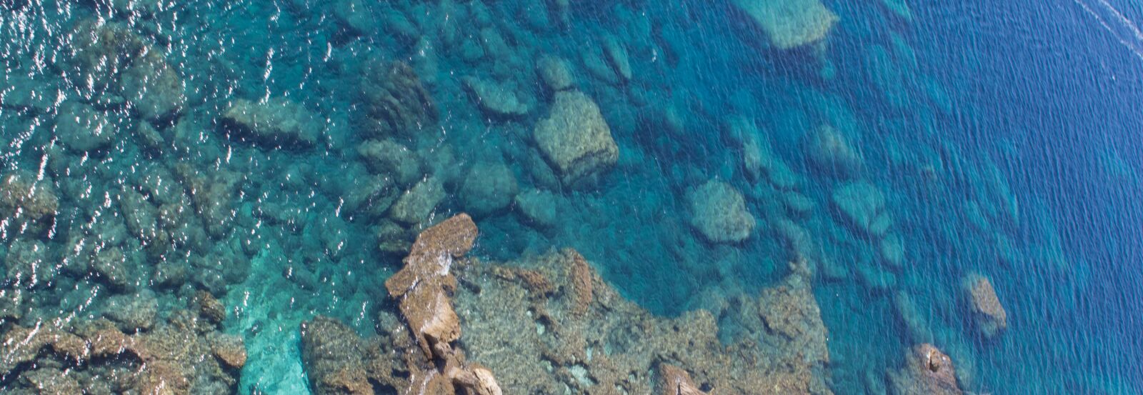 Canon EF 24mm f/1.4L sample photo. Corsica, water, sea photography