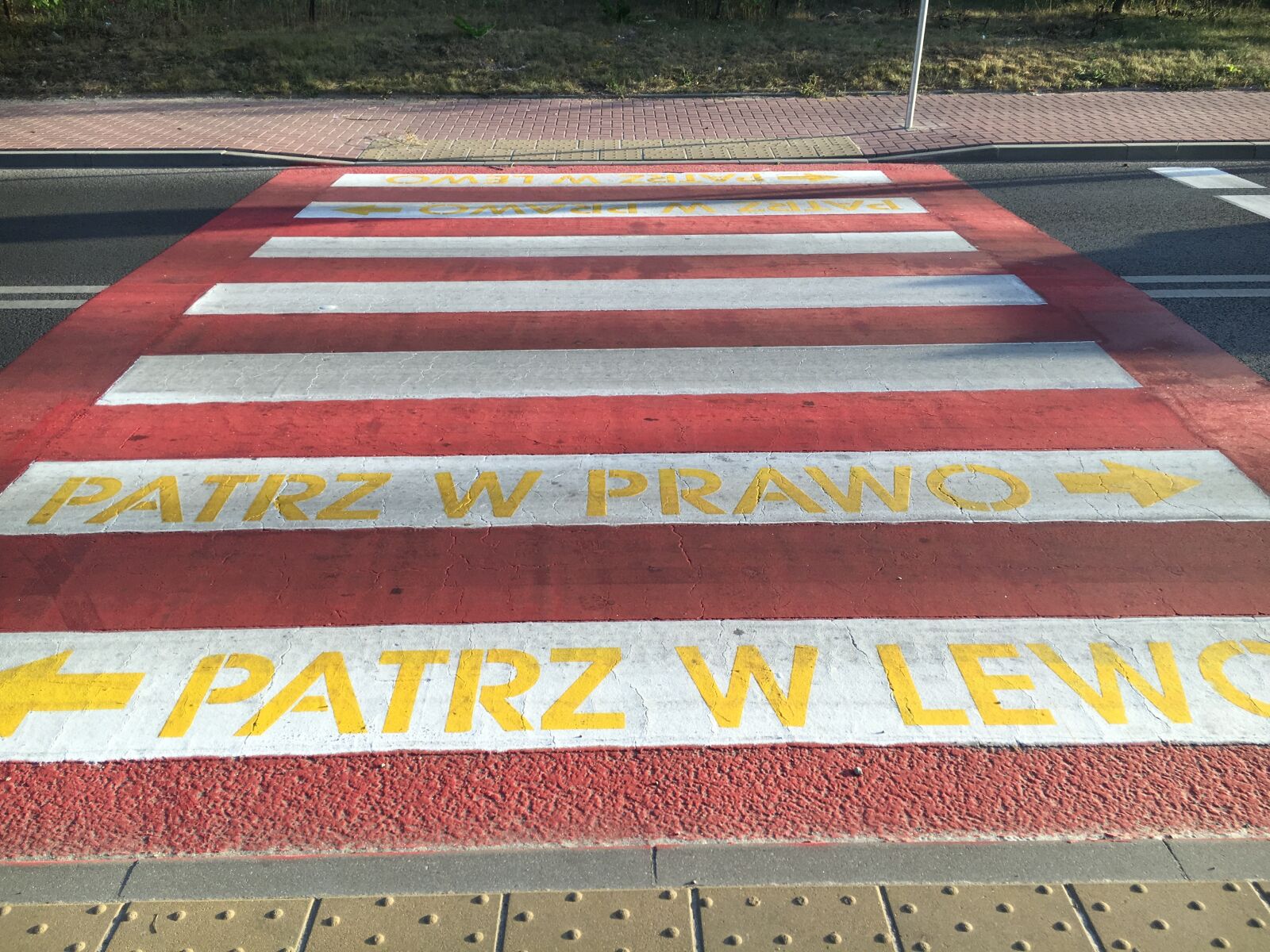 Apple iPhone 6s sample photo. Pedestrians, transition, zebra photography