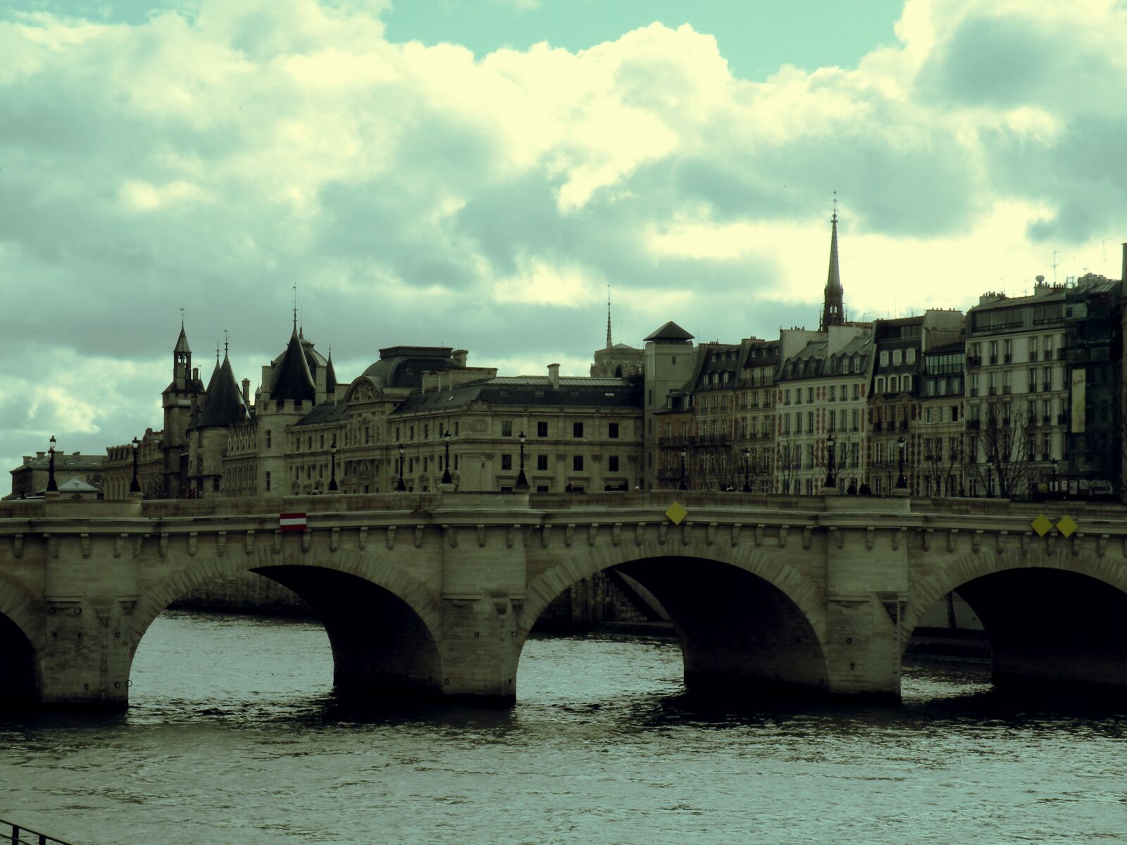 Nikon Coolpix P80 sample photo. Bridge, city, paris, pont photography