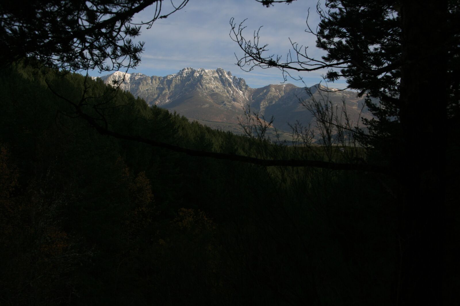 Canon EOS 400D (EOS Digital Rebel XTi / EOS Kiss Digital X) sample photo. Mountain, palentina, palencia photography