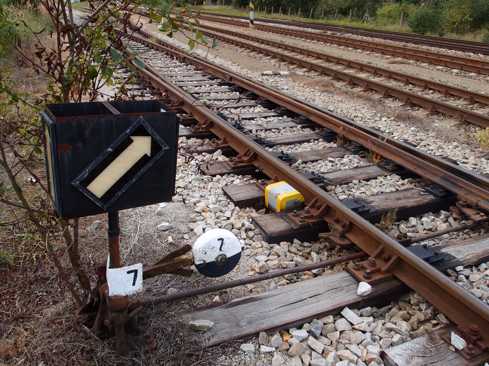 Olympus XZ-1 sample photo. Points, track, railway photography