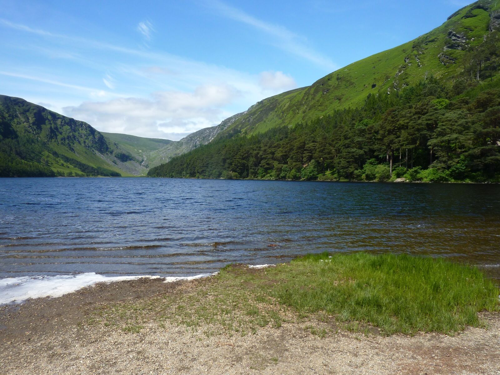 Panasonic DMC-TZ7 sample photo. Ireland, mountain lake, nature photography