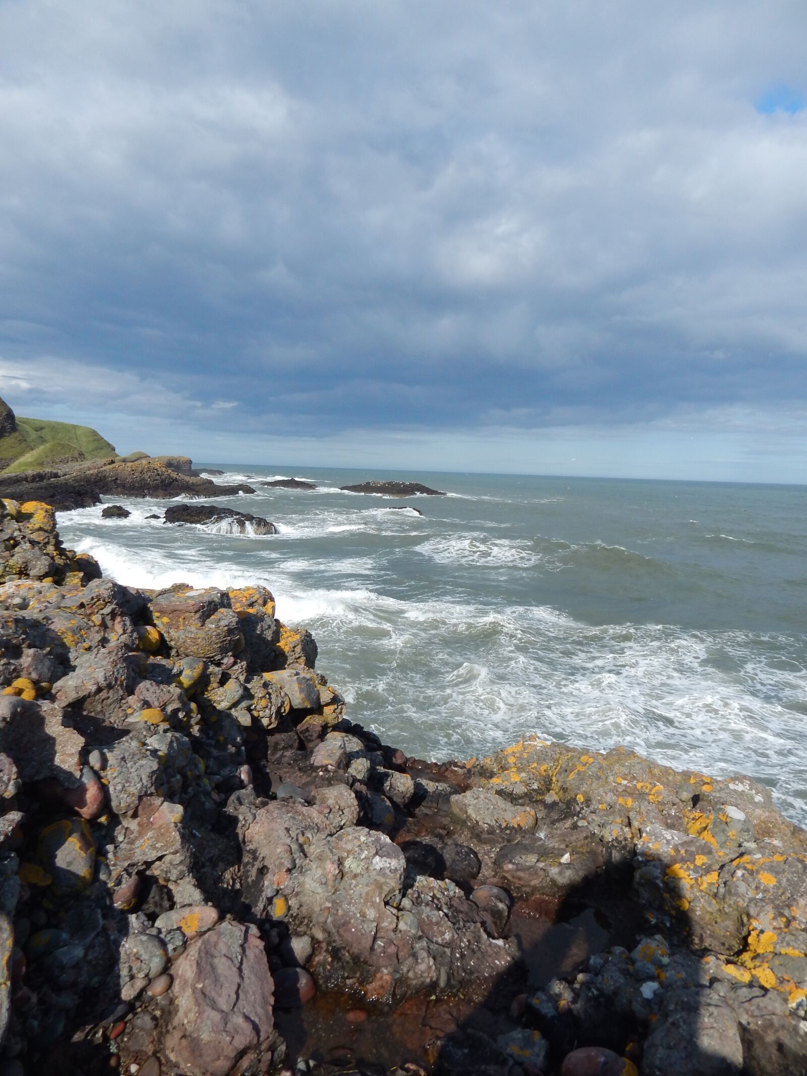 Nikon Coolpix L830 sample photo. Catterline, beach, aberdeenshire photography