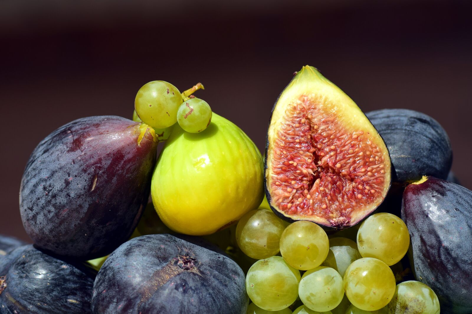 Nikon D3300 sample photo. Fruit basket, fruit, vitamins photography