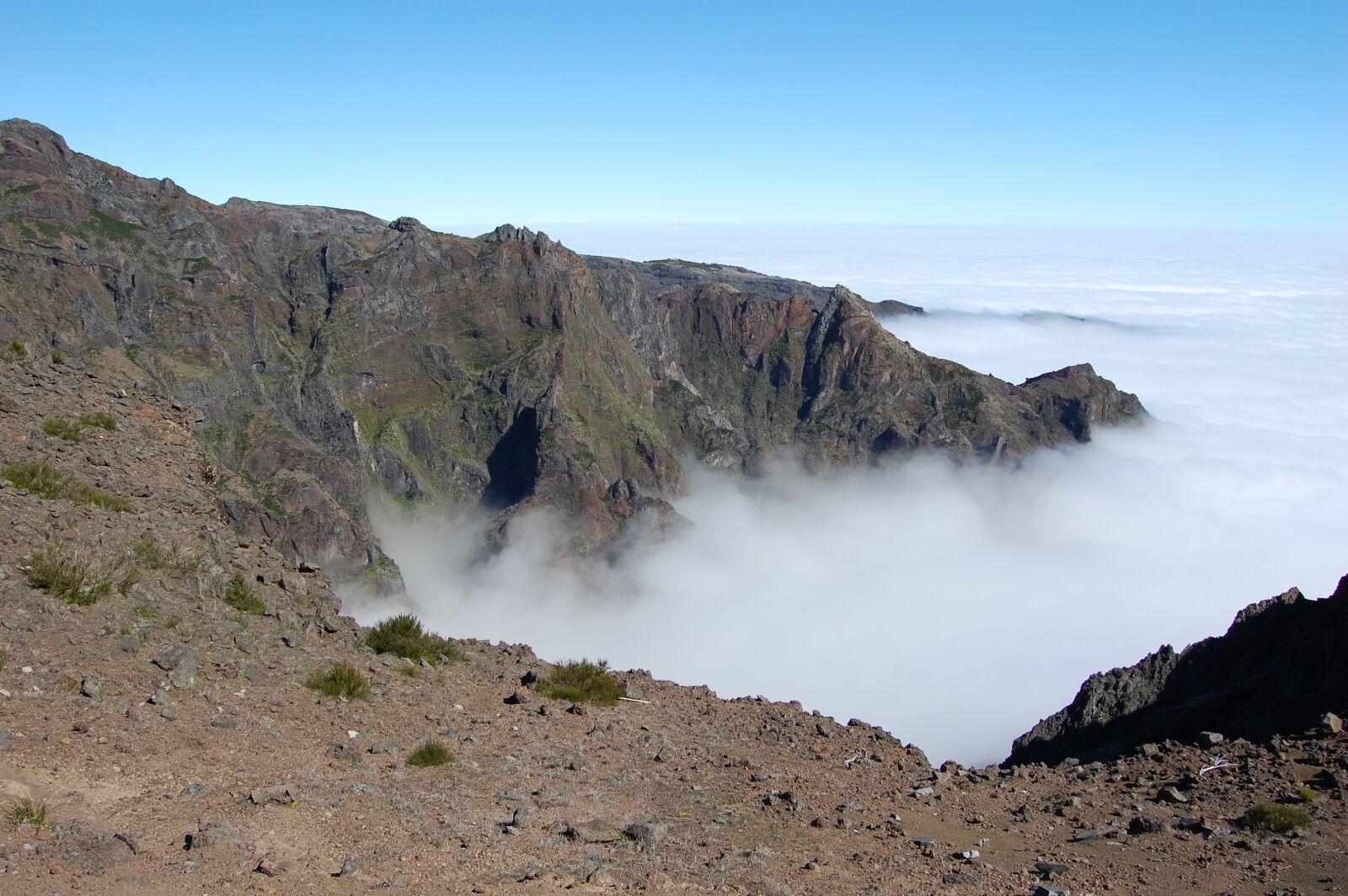 Nikon D40 sample photo. Mountains, clouds, tops photography