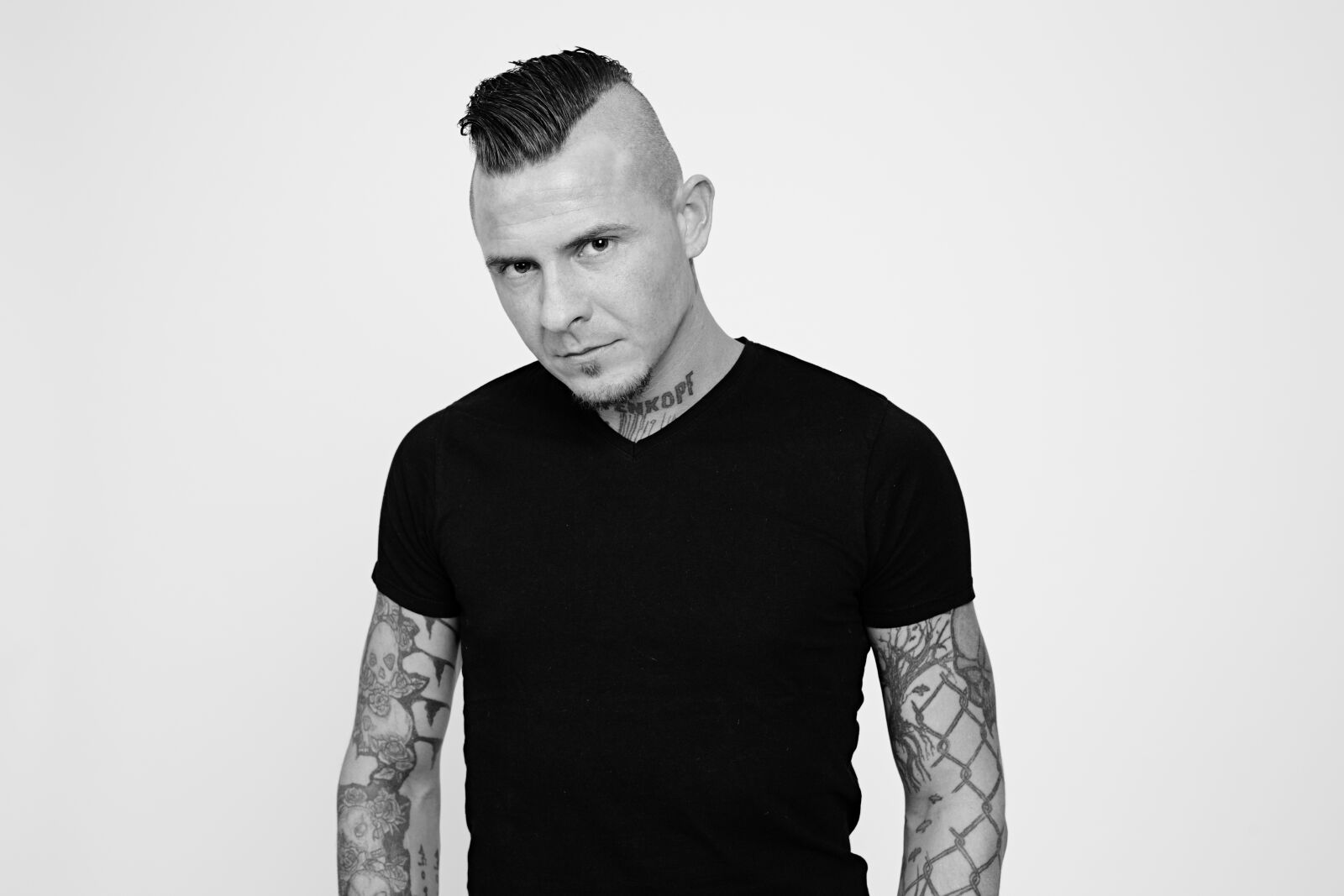 Canon EOS 5D Mark III sample photo. Tattoo, ink, boy photography