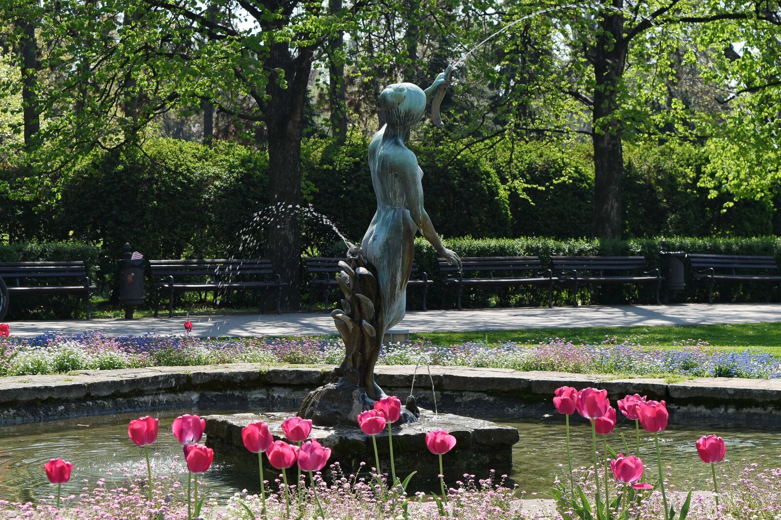 Nikon D5500 sample photo. Art, bronze, fountain, sculpture photography