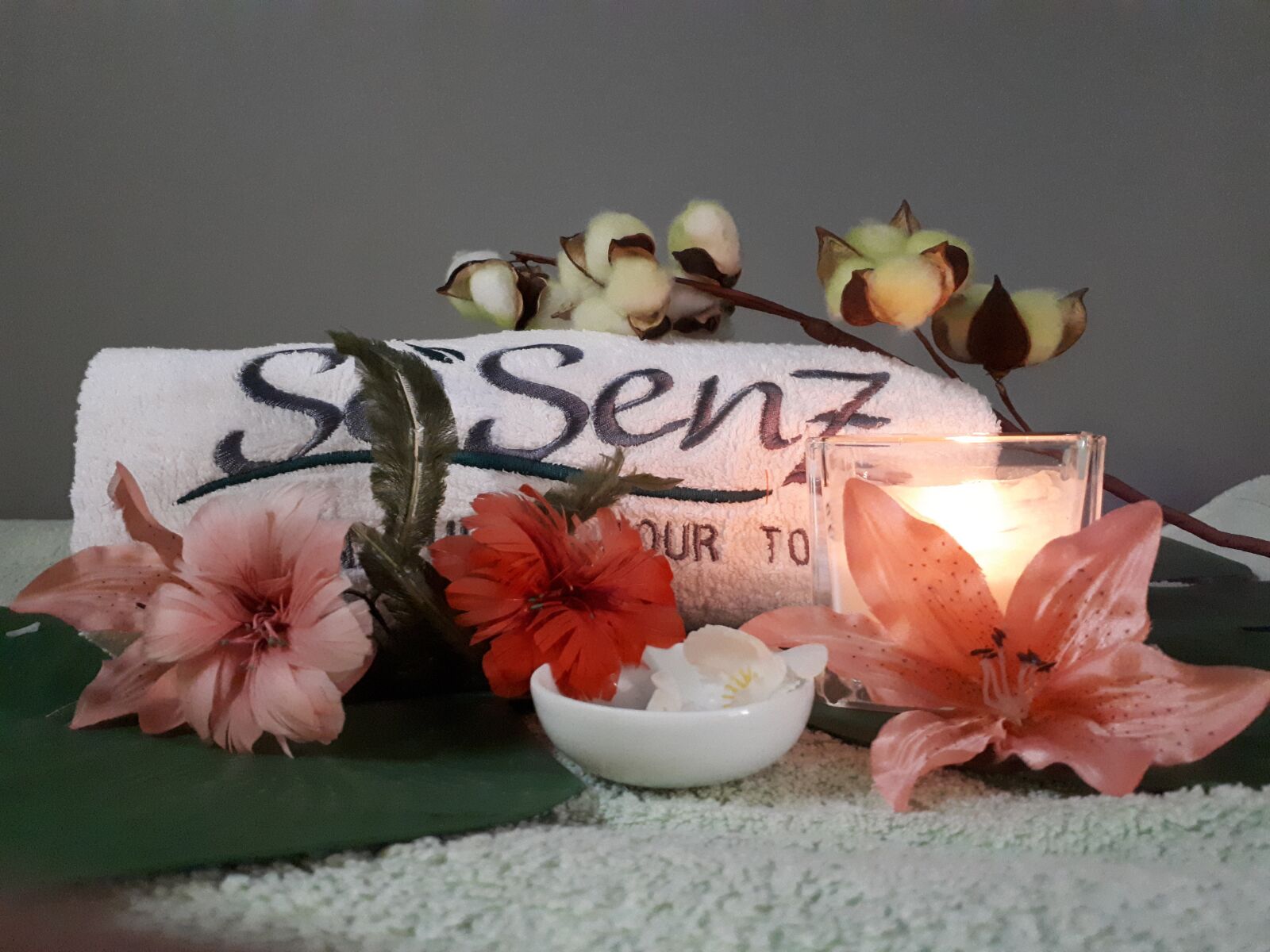 Samsung Galaxy A5(2017) sample photo. Candles, well-being, spa photography