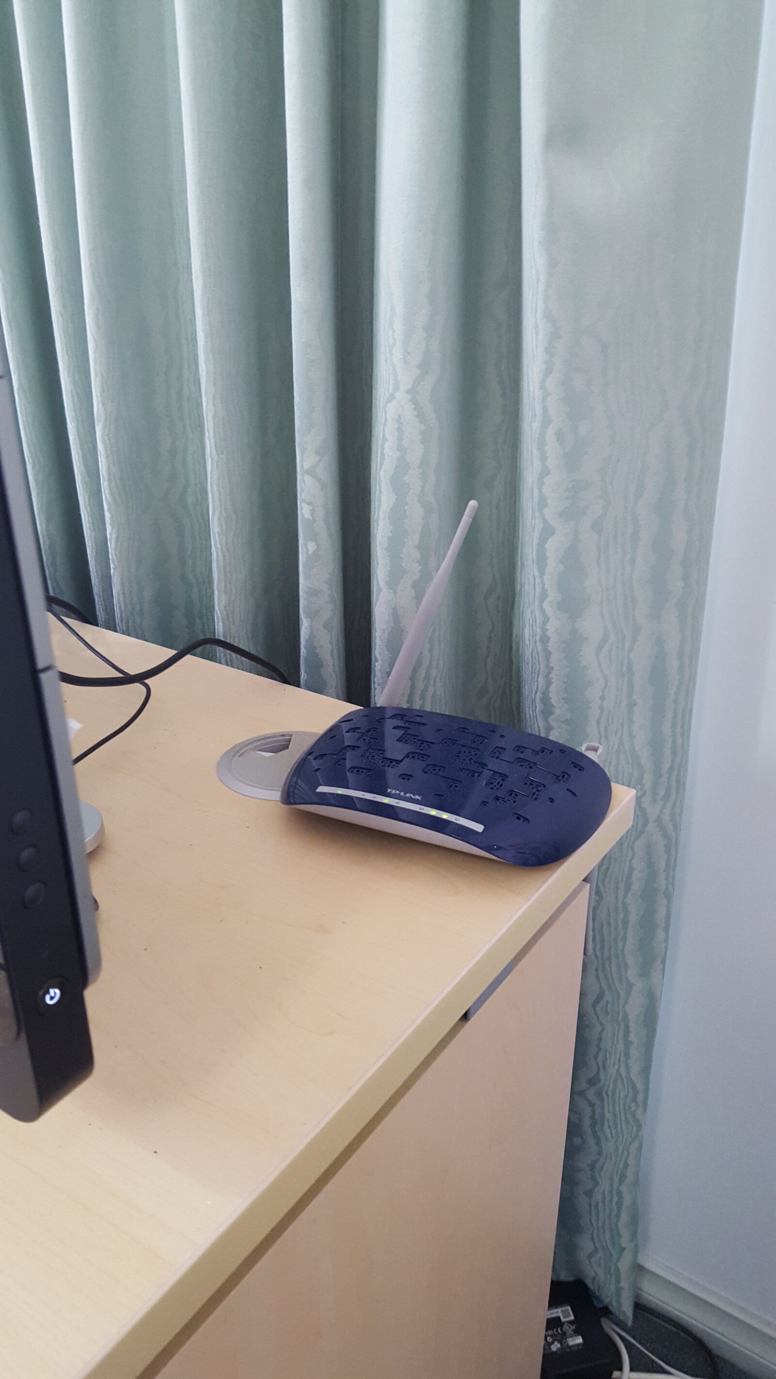 Samsung Galaxy S6 sample photo. Connection, internet photography