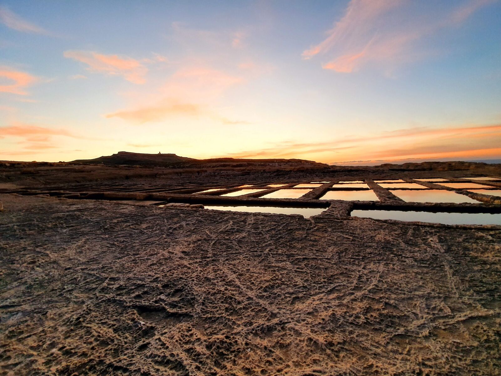 Samsung Galaxy S10 sample photo. Salt, fields, sunset photography