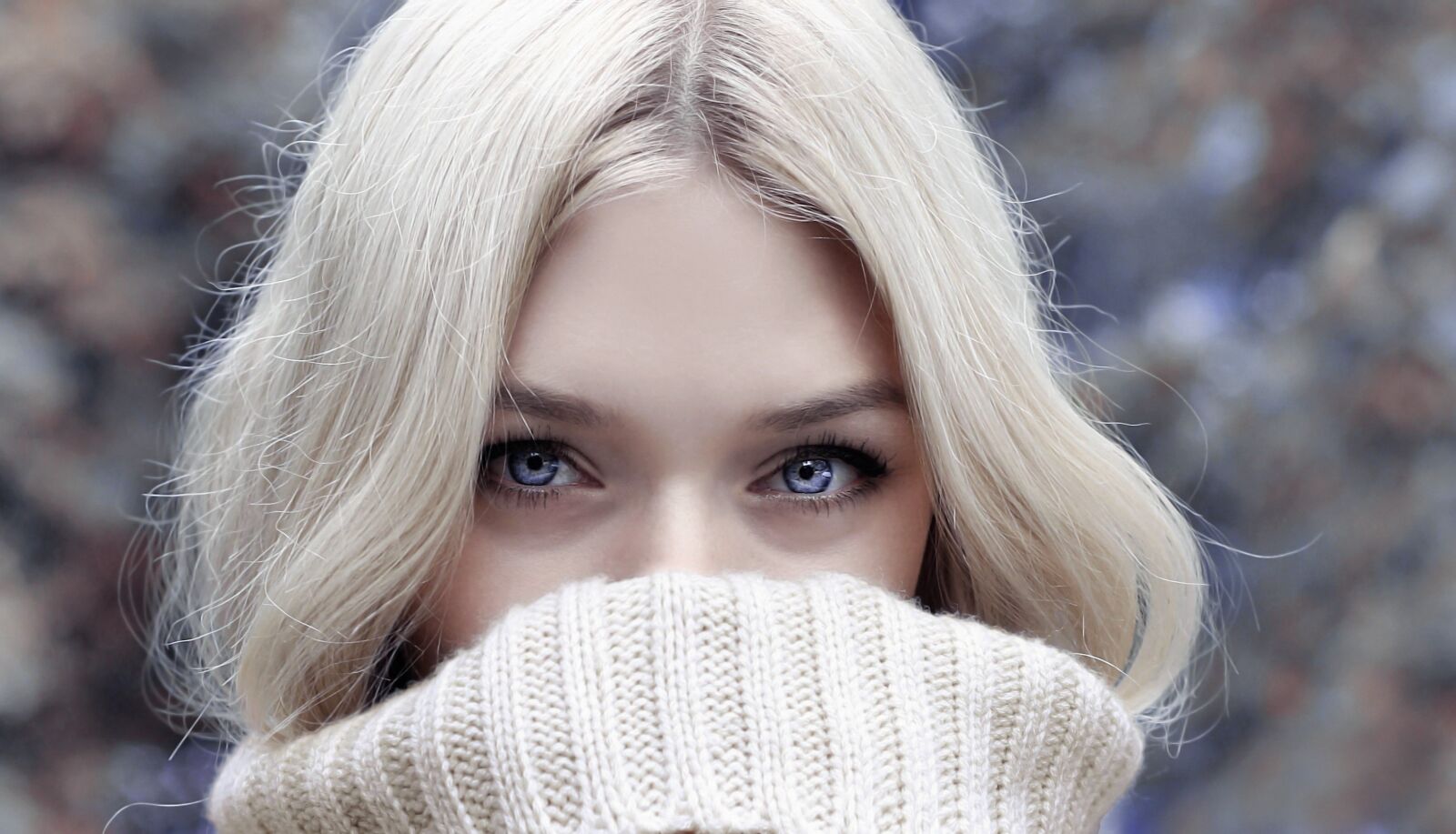 Canon EOS 100D (EOS Rebel SL1 / EOS Kiss X7) sample photo. Winters, woman, look photography