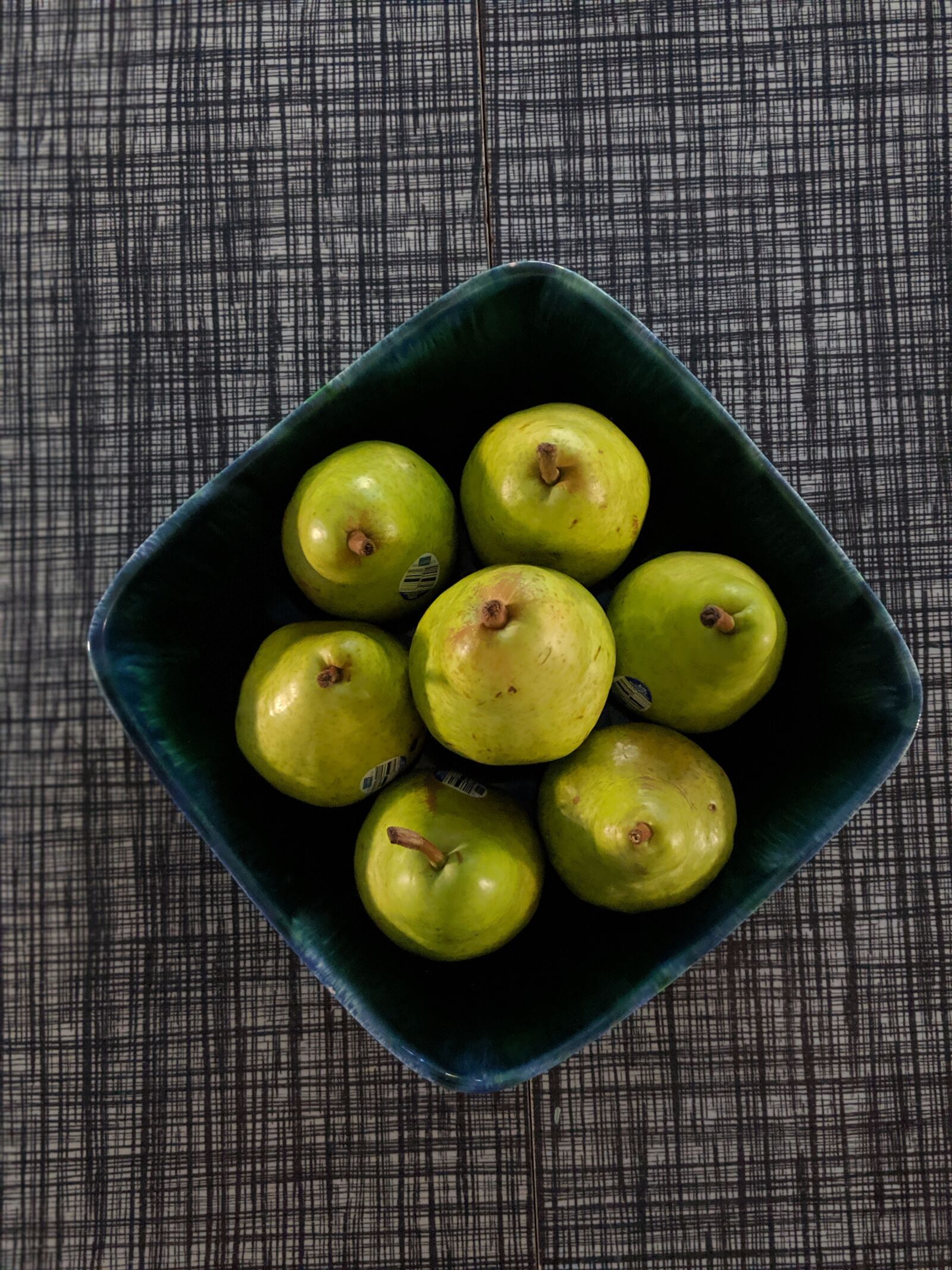 Google Pixel 2 sample photo. Pear, fruit, garden photography