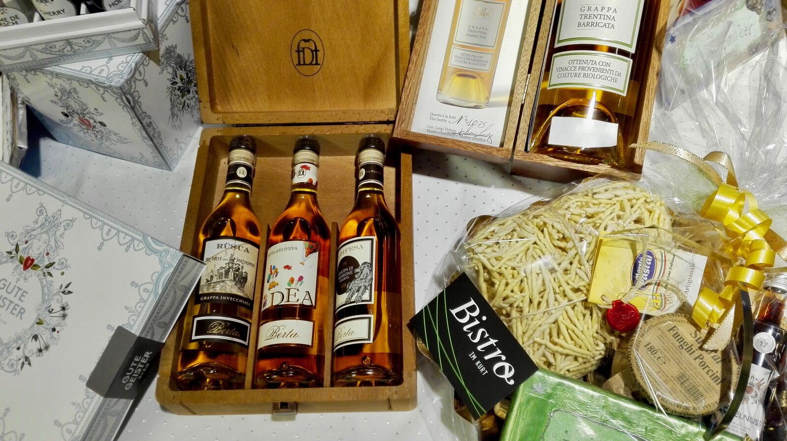 HUAWEI Cherry Mini sample photo. Culinary, drink, matchbox photography