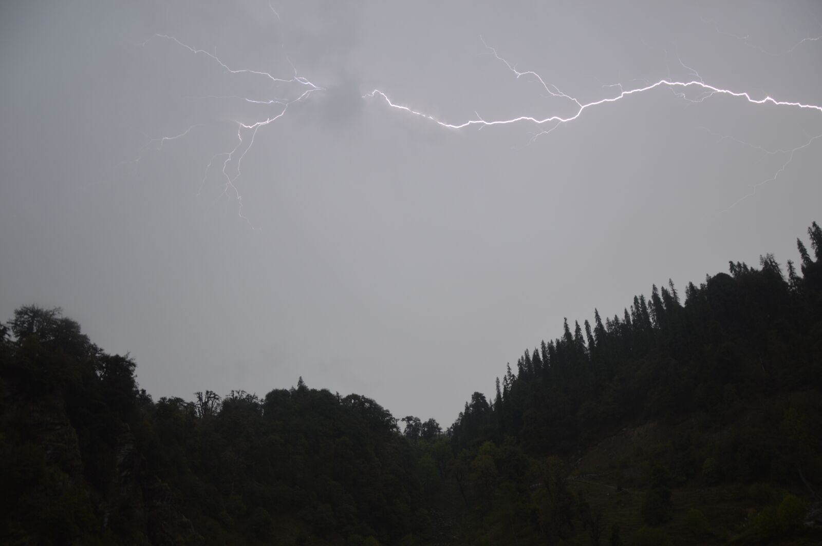 Nikon D3200 sample photo. Silver lining, cloud, lightning photography
