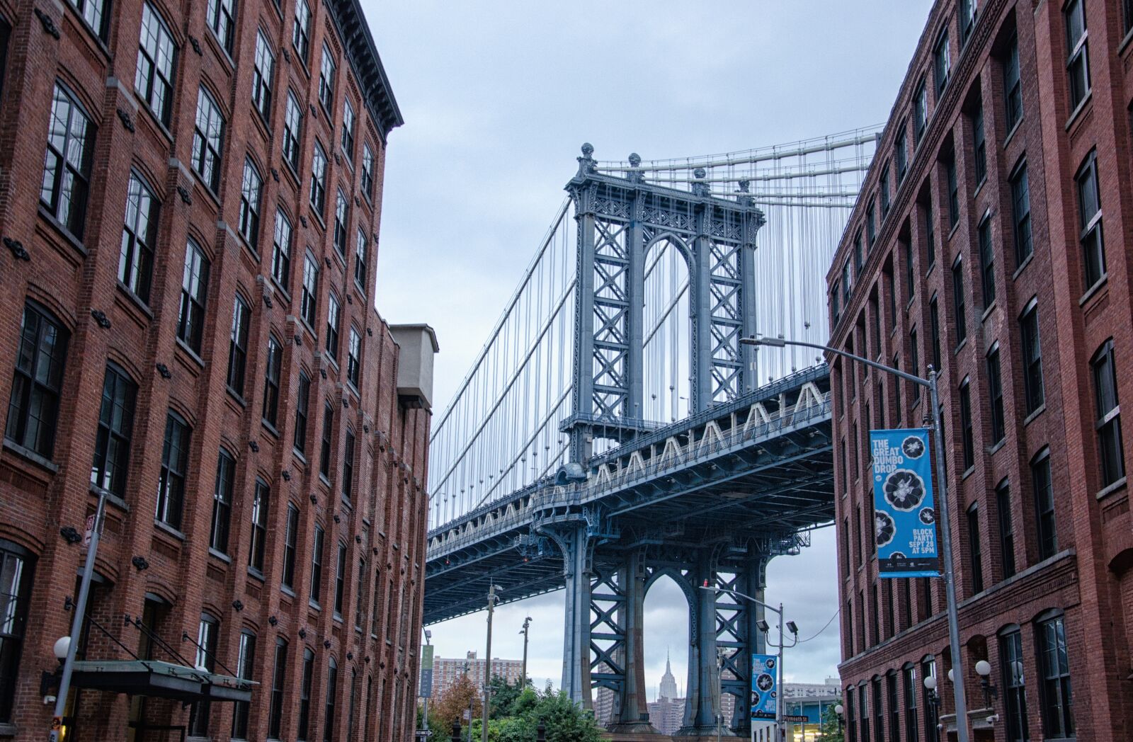 Nikon D5100 sample photo. Architecture, city, road photography