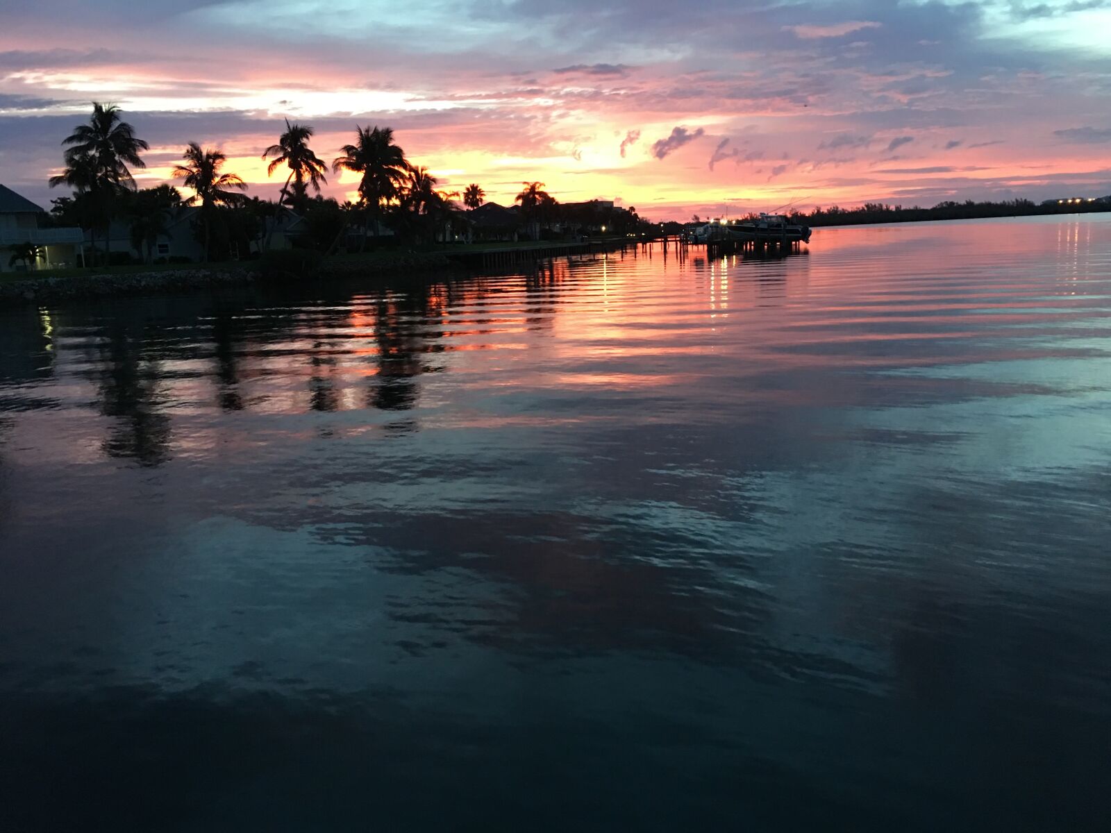 Apple iPhone 6s Plus sample photo. Sunrise, waterfront, calm photography