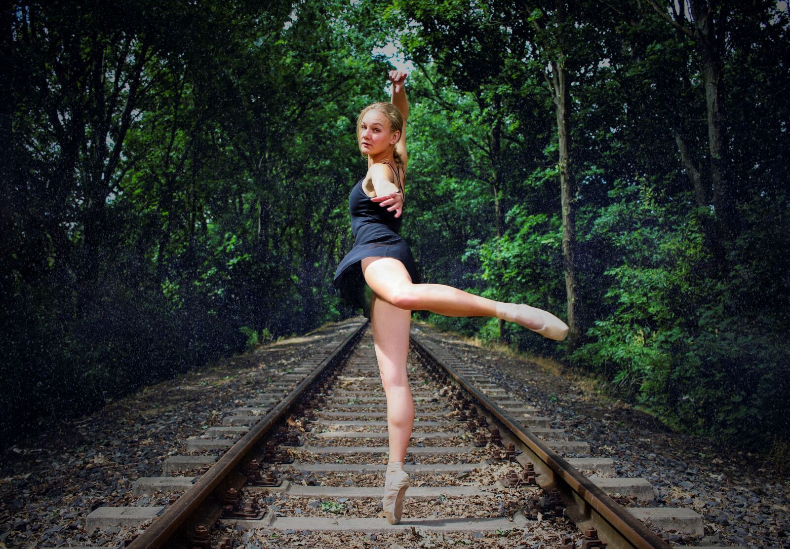 Canon EF-S 24mm F2.8 STM sample photo. Summer, dance, ballet photography
