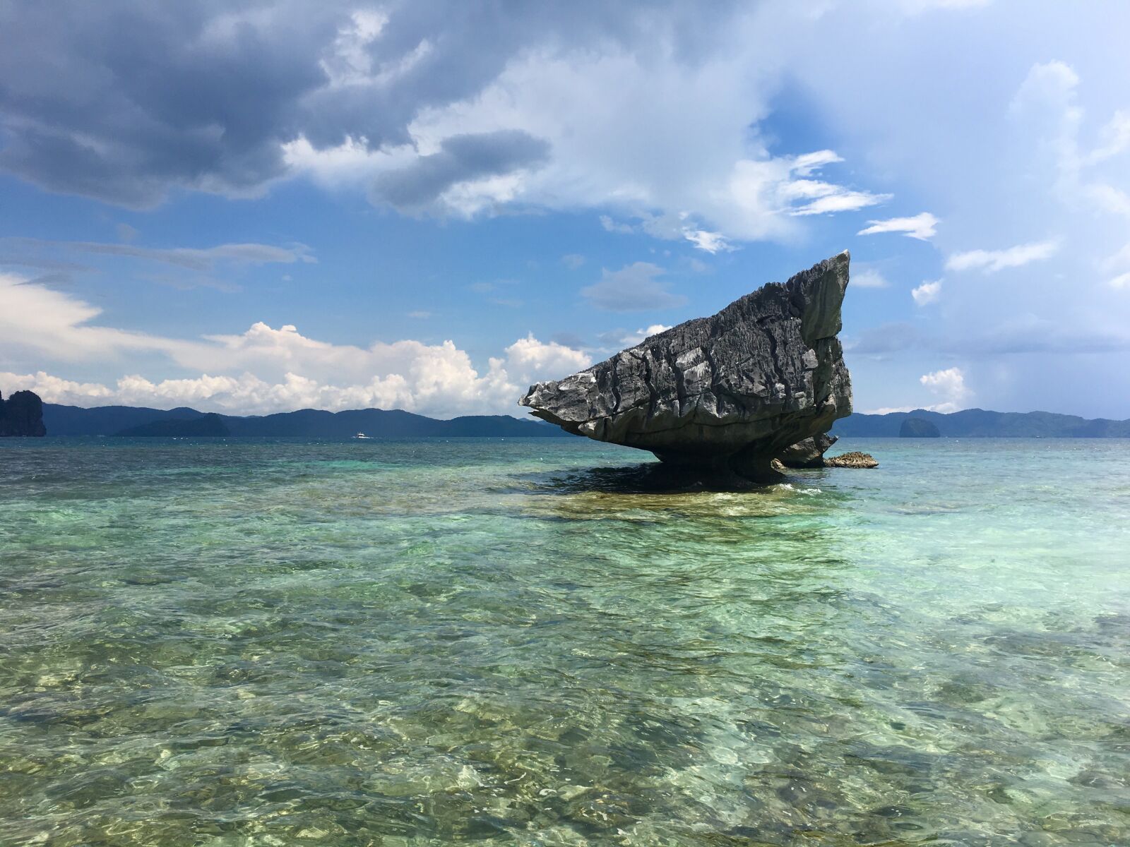 Apple iPhone 6s sample photo. Elnido, philippines, rock photography