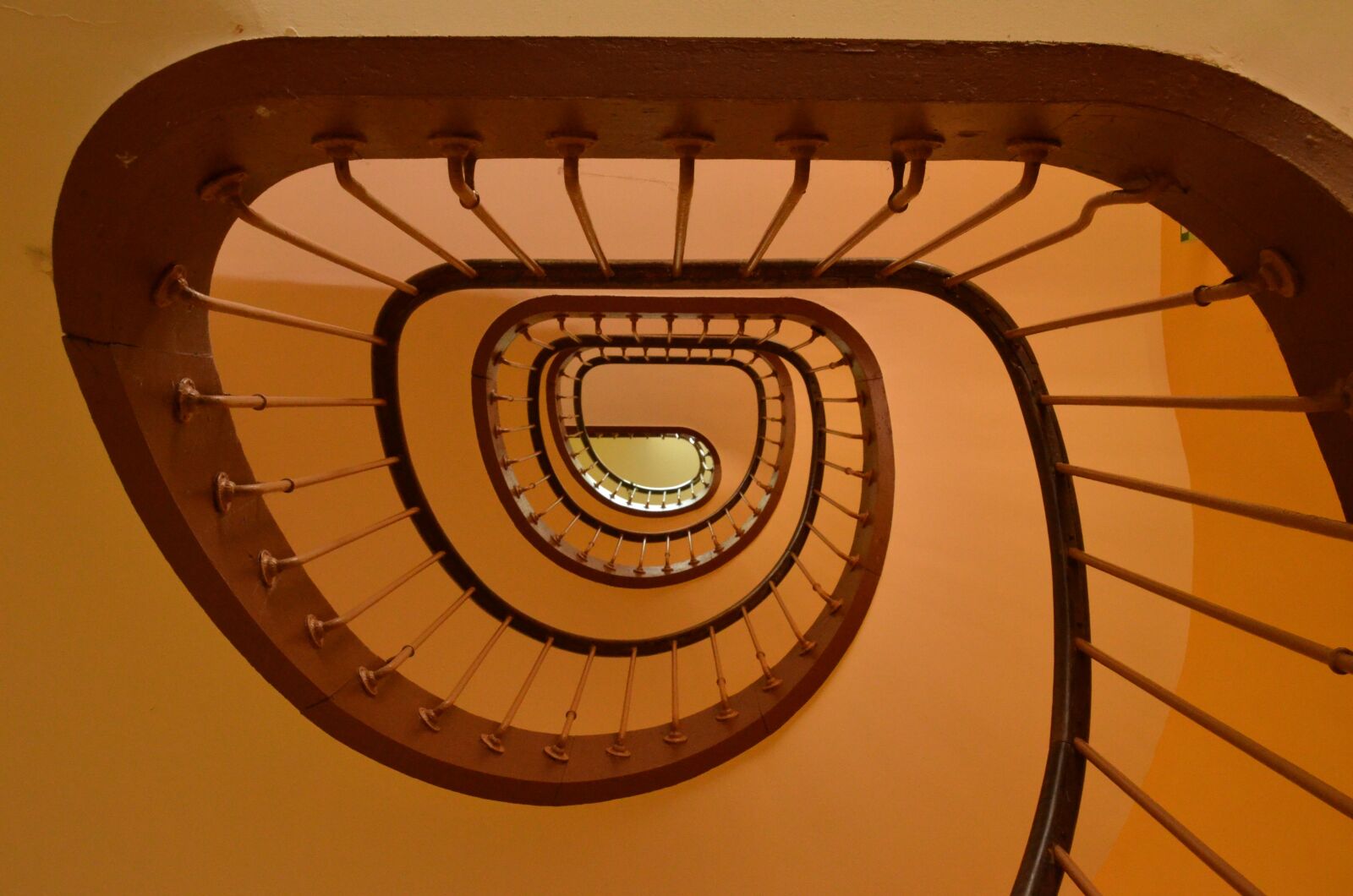 Nikon D7000 sample photo. Architecture, trap, stairwell photography