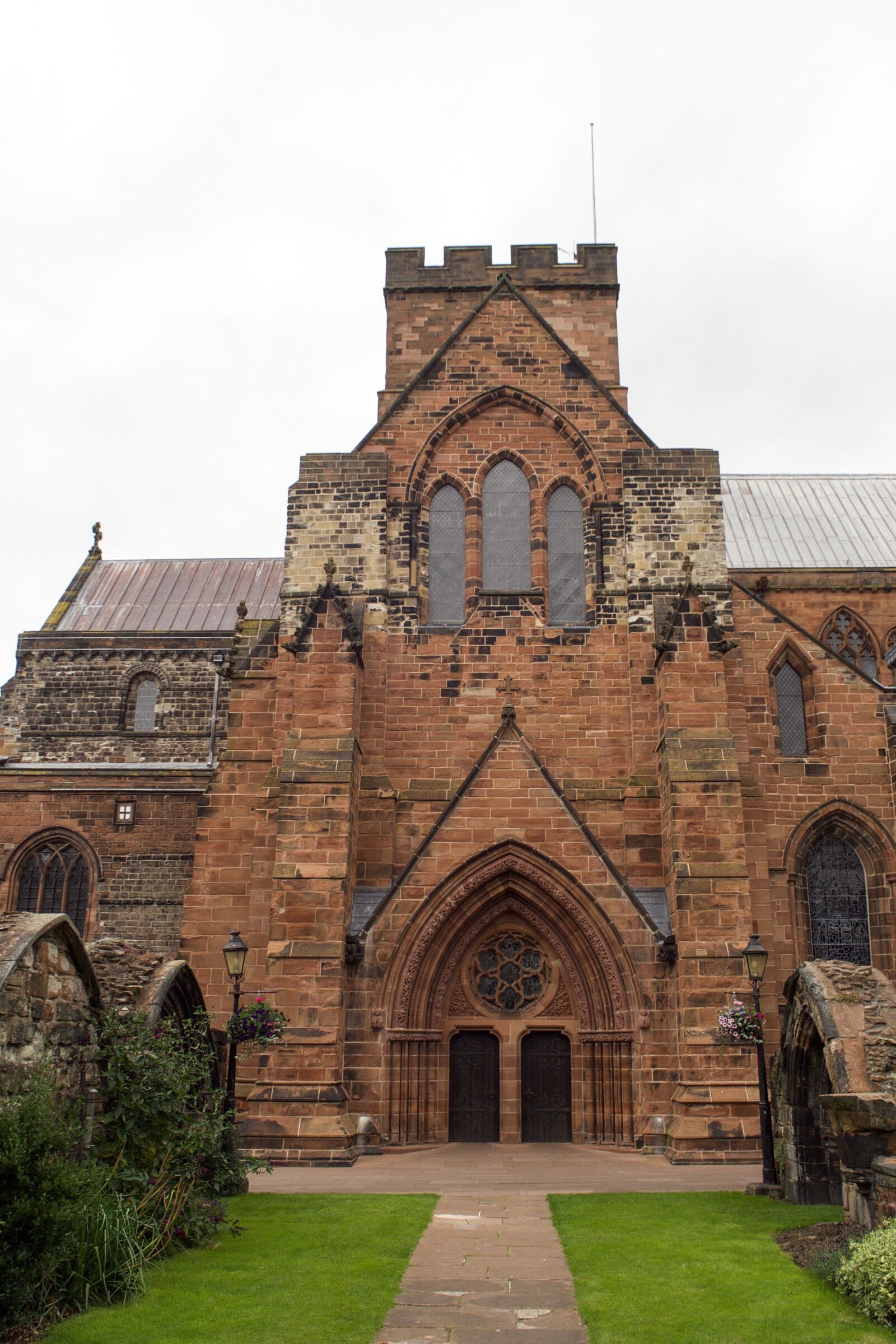 Olympus OM-D E-M10 sample photo. Cathedral, carlisle, episcopal see photography
