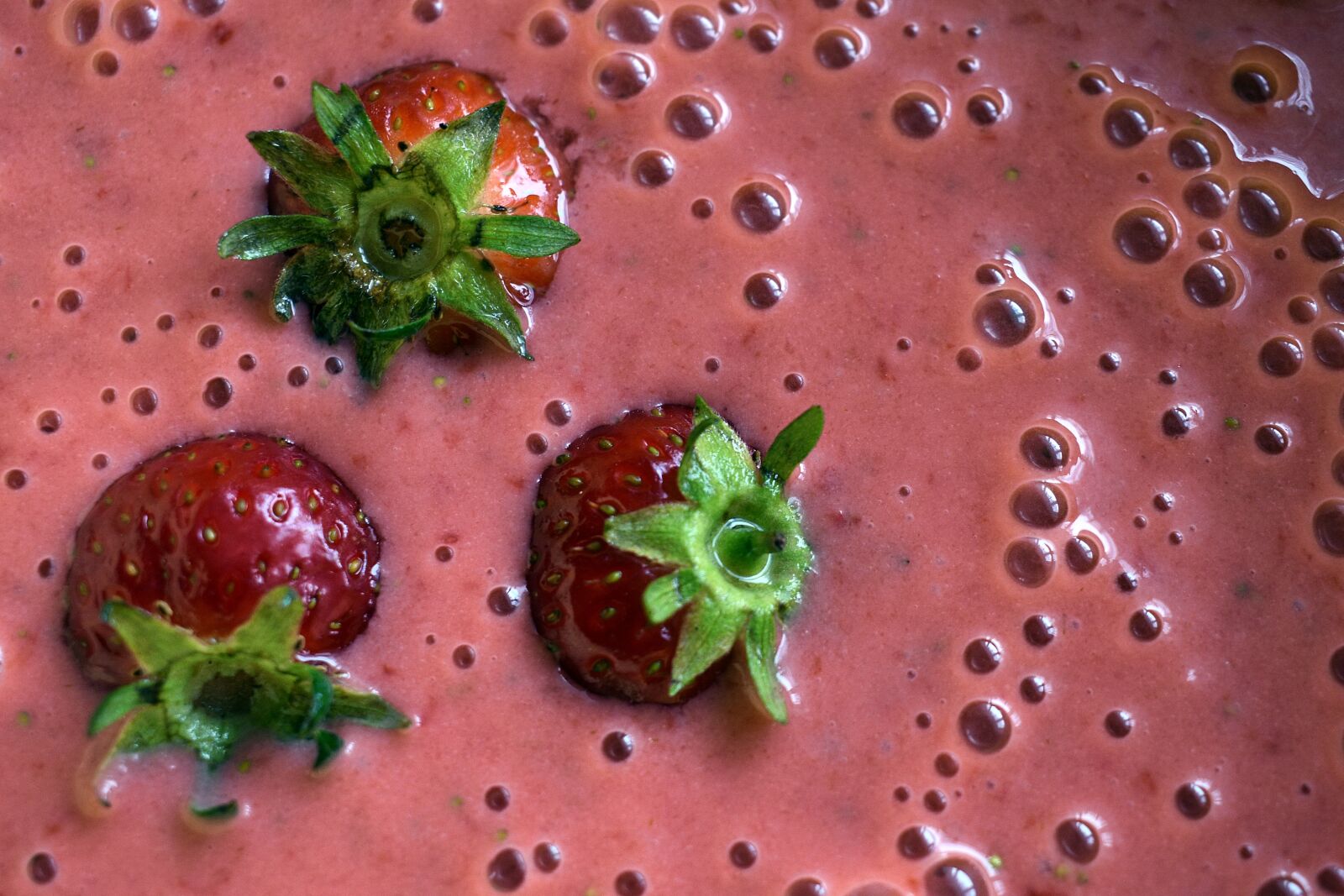 Nikon D3400 sample photo. Strawberries, strawberry, delicious photography