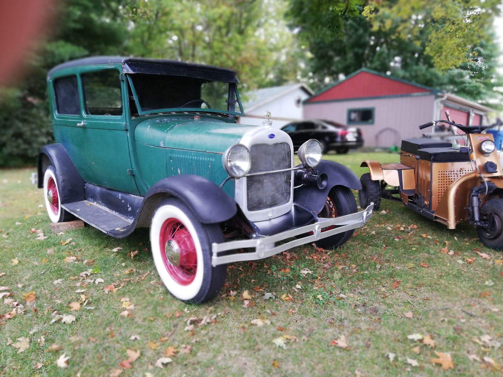 HUAWEI P20 lite sample photo. Old car, green car photography