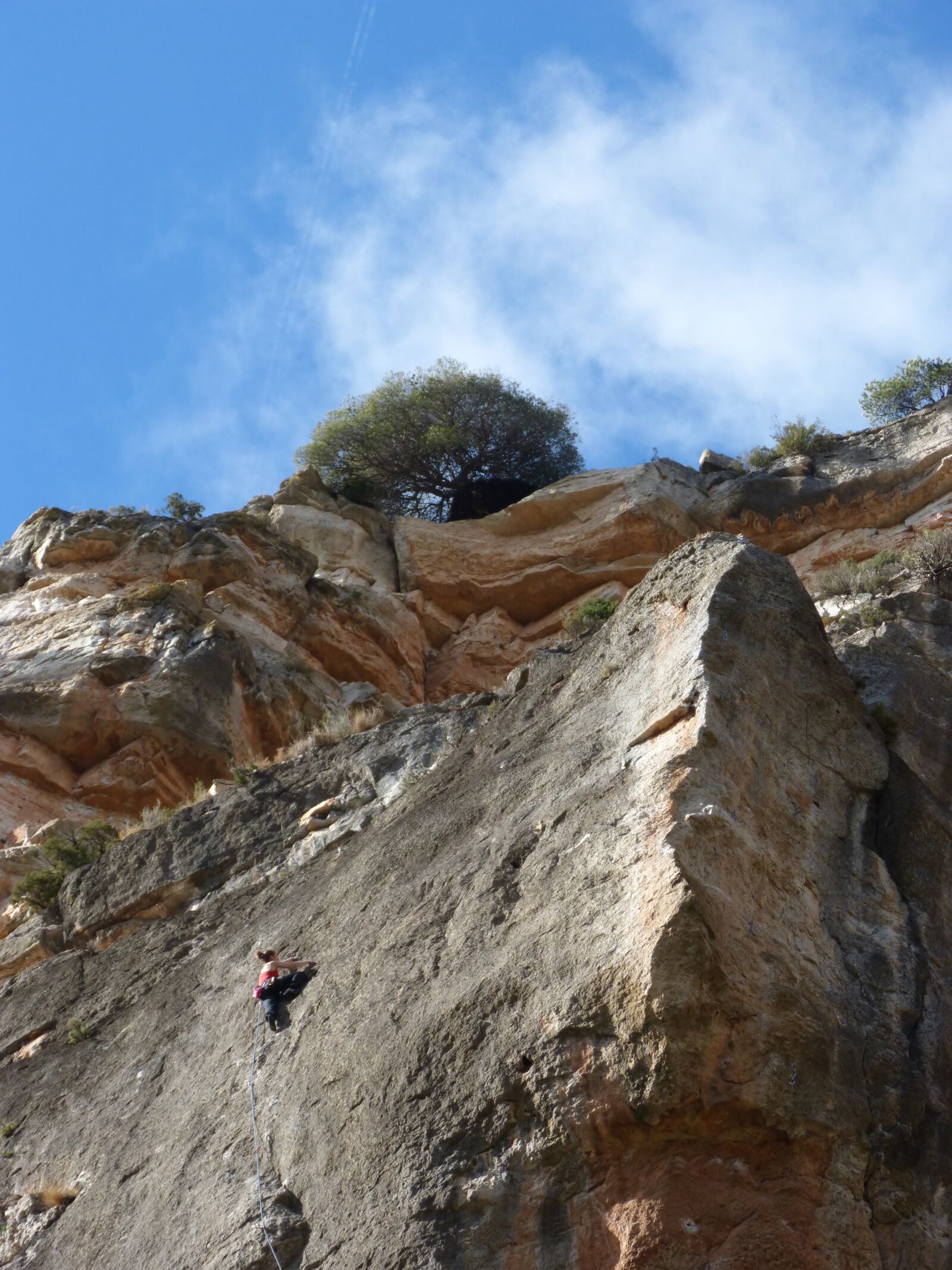 Panasonic DMC-FZ62 sample photo. Rock wall, escalation, climber photography