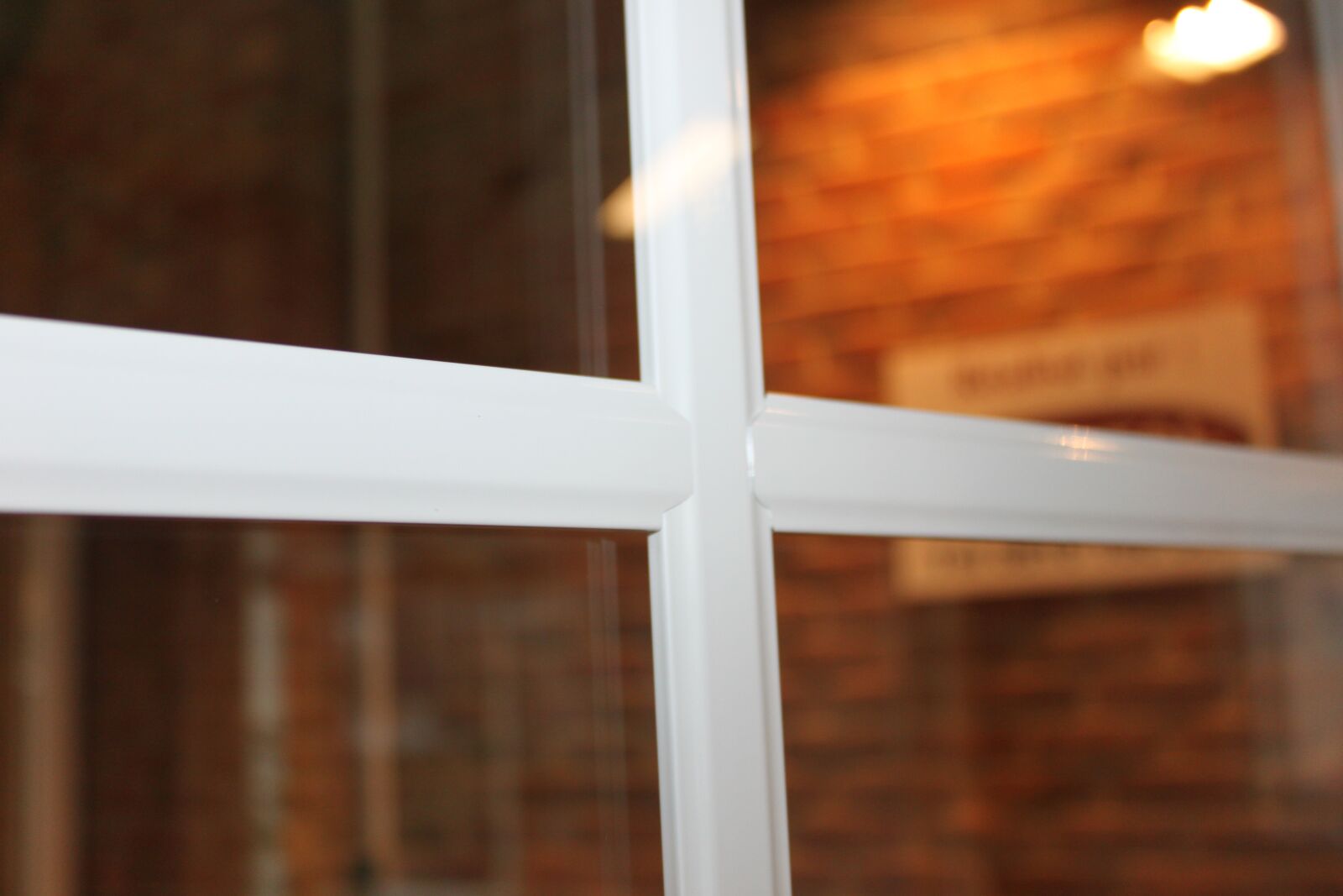 Canon EOS 500D (EOS Rebel T1i / EOS Kiss X3) sample photo. Glazing, small-wood, white photography