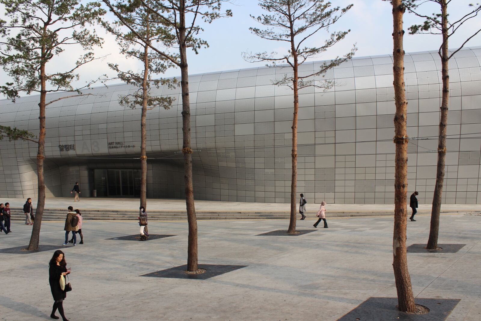 Canon EOS 600D (Rebel EOS T3i / EOS Kiss X5) sample photo. South korea, seoul, city photography