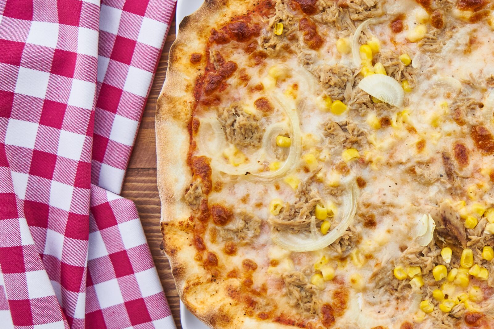 Sony a7R II sample photo. Pizza, dough, italian photography