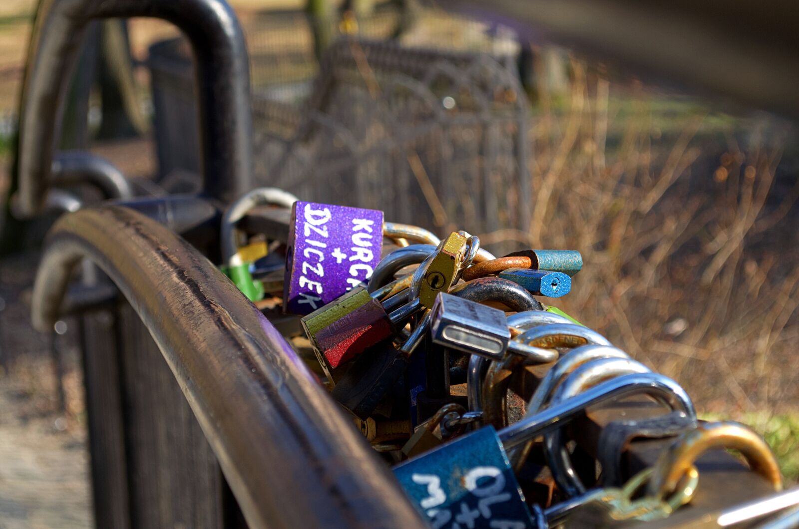 Nikon D5100 sample photo. Padlocks, memory, feeling photography