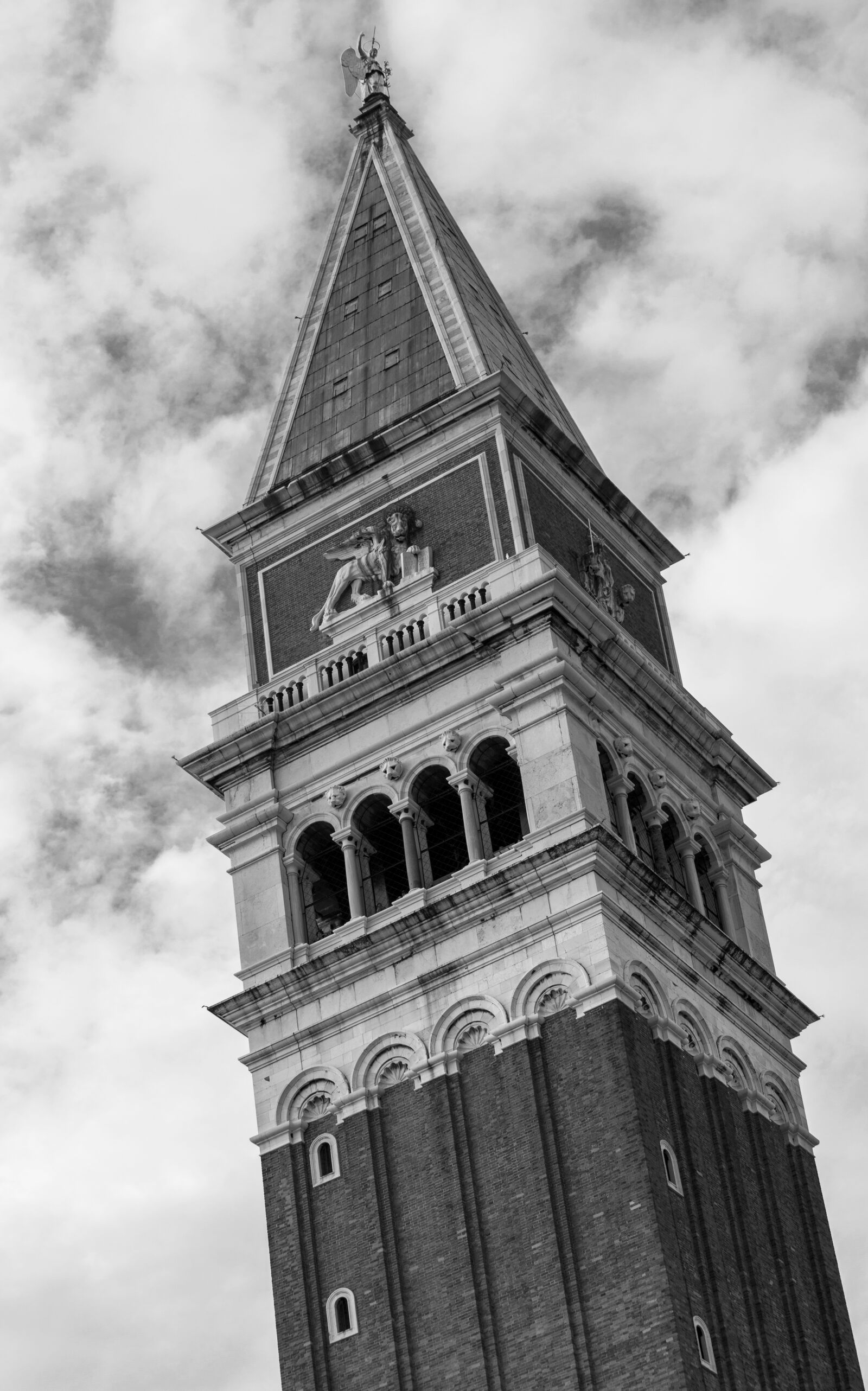 Canon EF 70-300mm F4-5.6 IS USM sample photo. Venice, church, st mark's photography