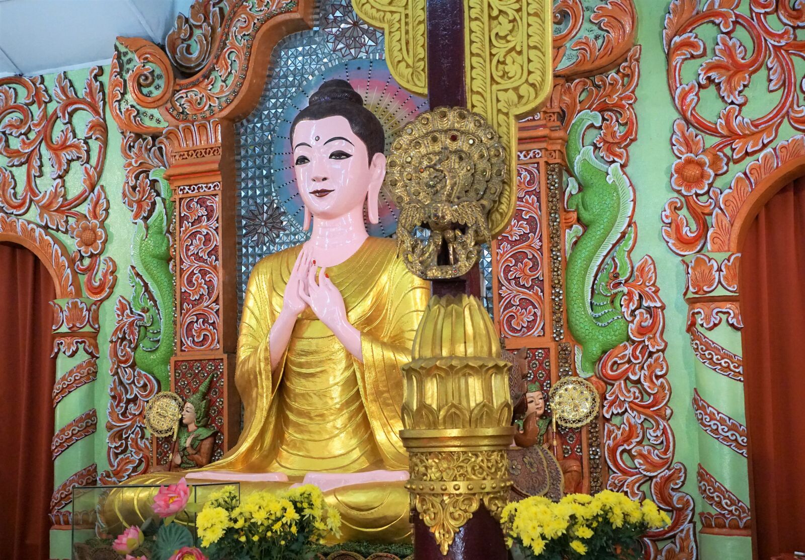 Sony ILCA-77M2 + Sony DT 16-50mm F2.8 SSM sample photo. Buddha, religion, temple photography
