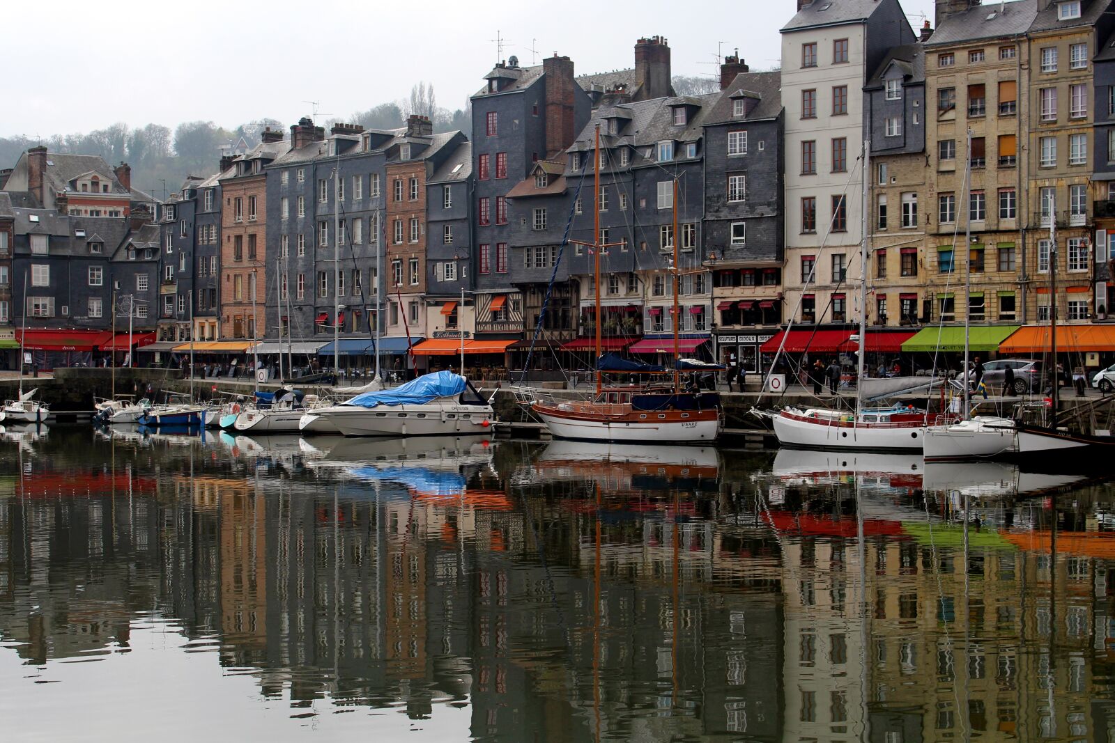 Canon EOS 700D (EOS Rebel T5i / EOS Kiss X7i) sample photo. France, honfleur, normandy photography