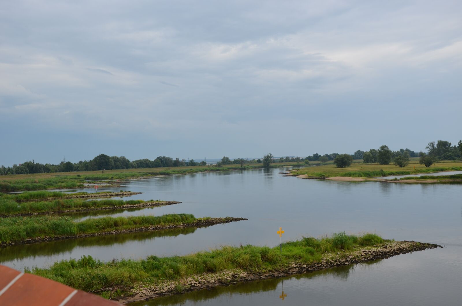 Nikon D5100 sample photo. River, building, mood photography