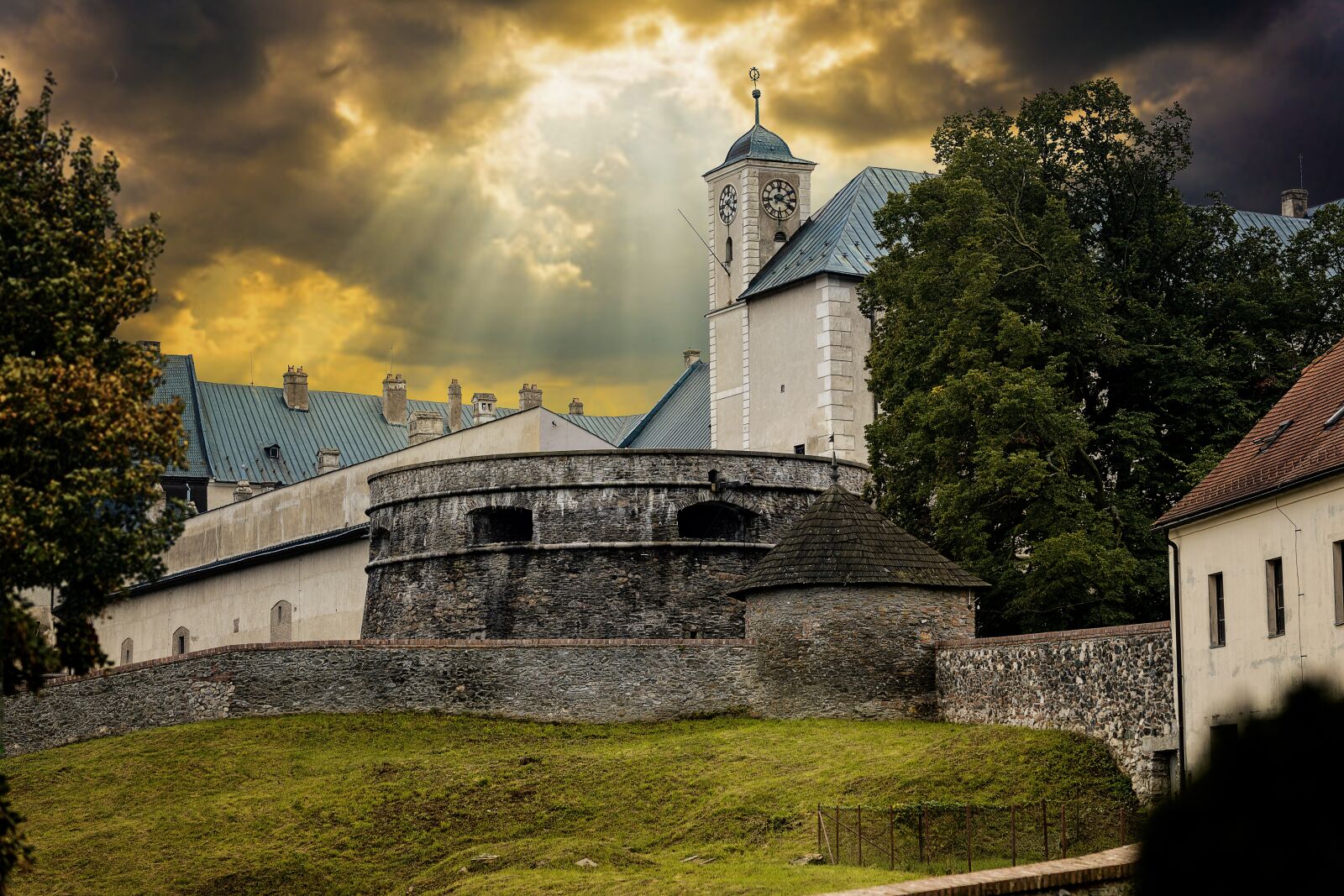 Canon EOS R sample photo. Castle, nature, landscape photography