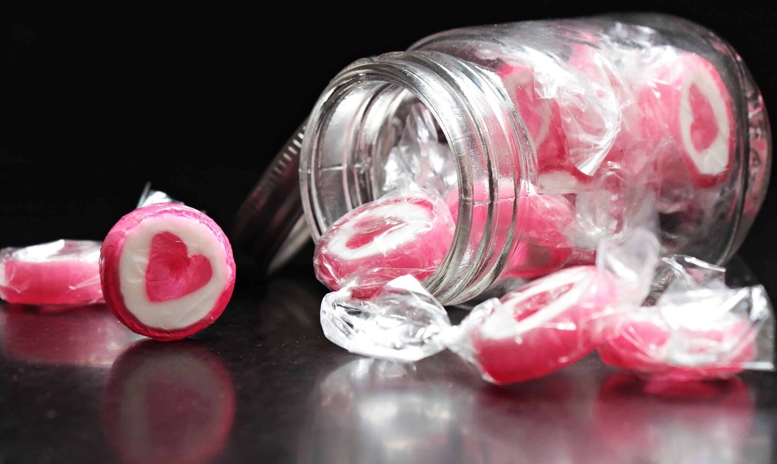 Canon EOS 550D (EOS Rebel T2i / EOS Kiss X4) sample photo. Candie, sweet, food, glass photography