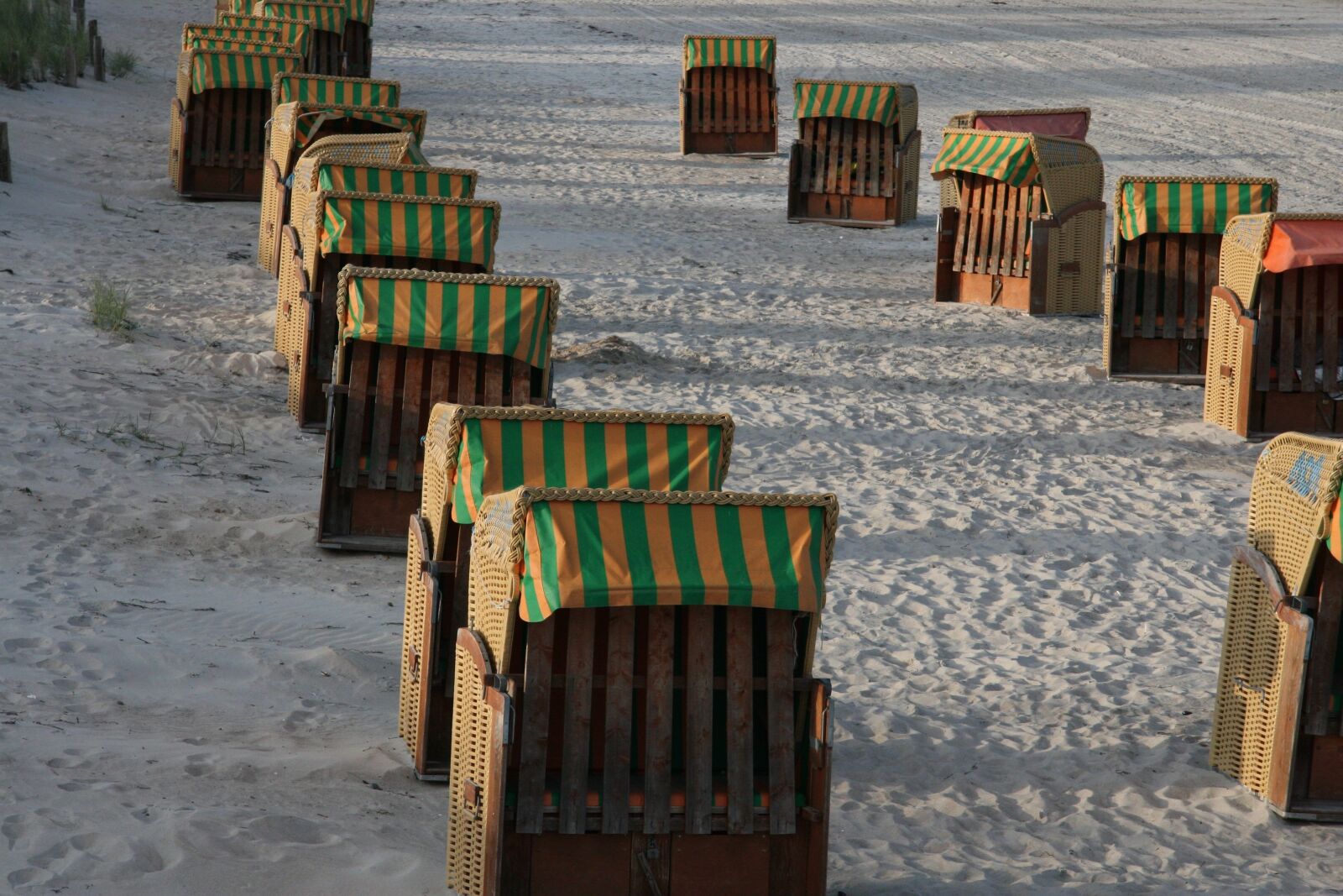 Canon EOS 30D sample photo. Beach, germany, baskets photography