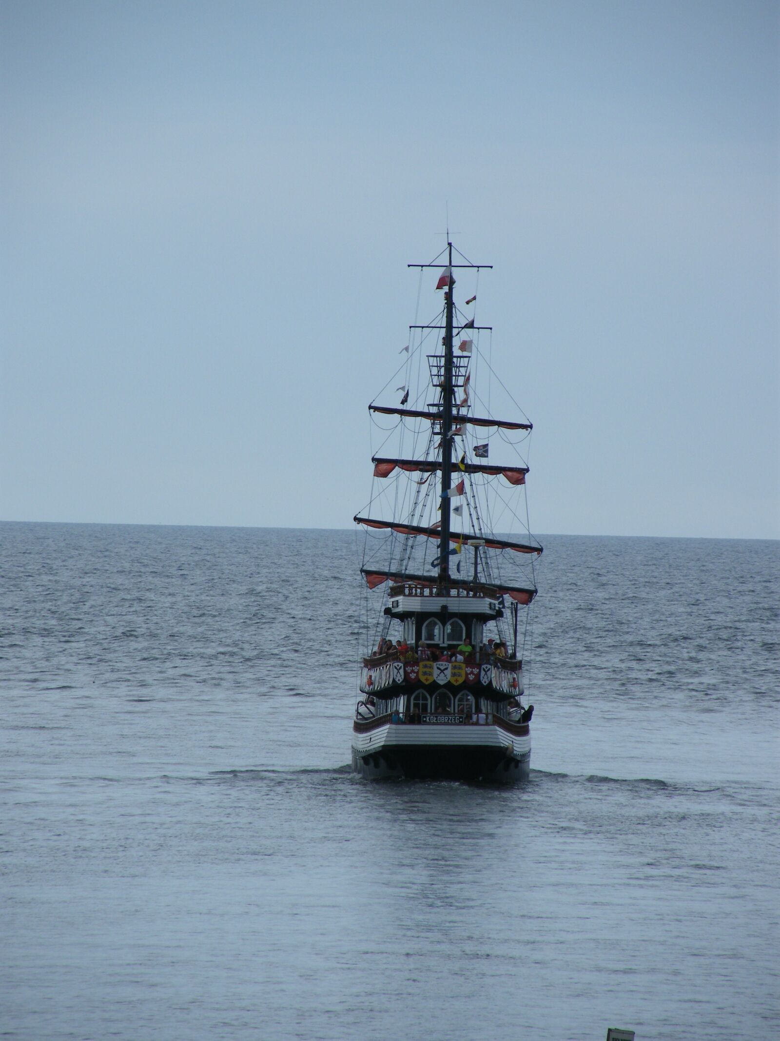 Fujifilm FinePix S8000fd sample photo. Ship, sail, baltic sea photography