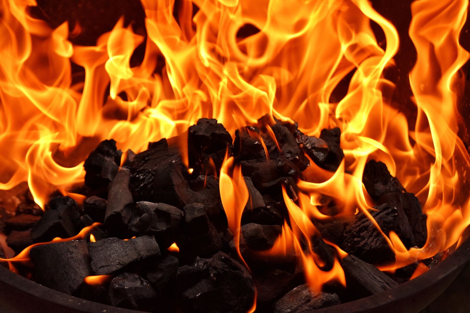 Nikon D7200 sample photo. Fire, flame, carbon photography