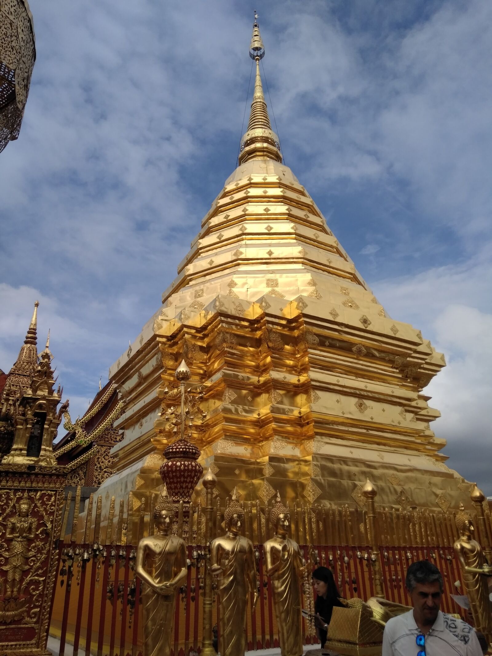 Xiaomi Redmi 4 Pro sample photo. Wat phra that doi photography