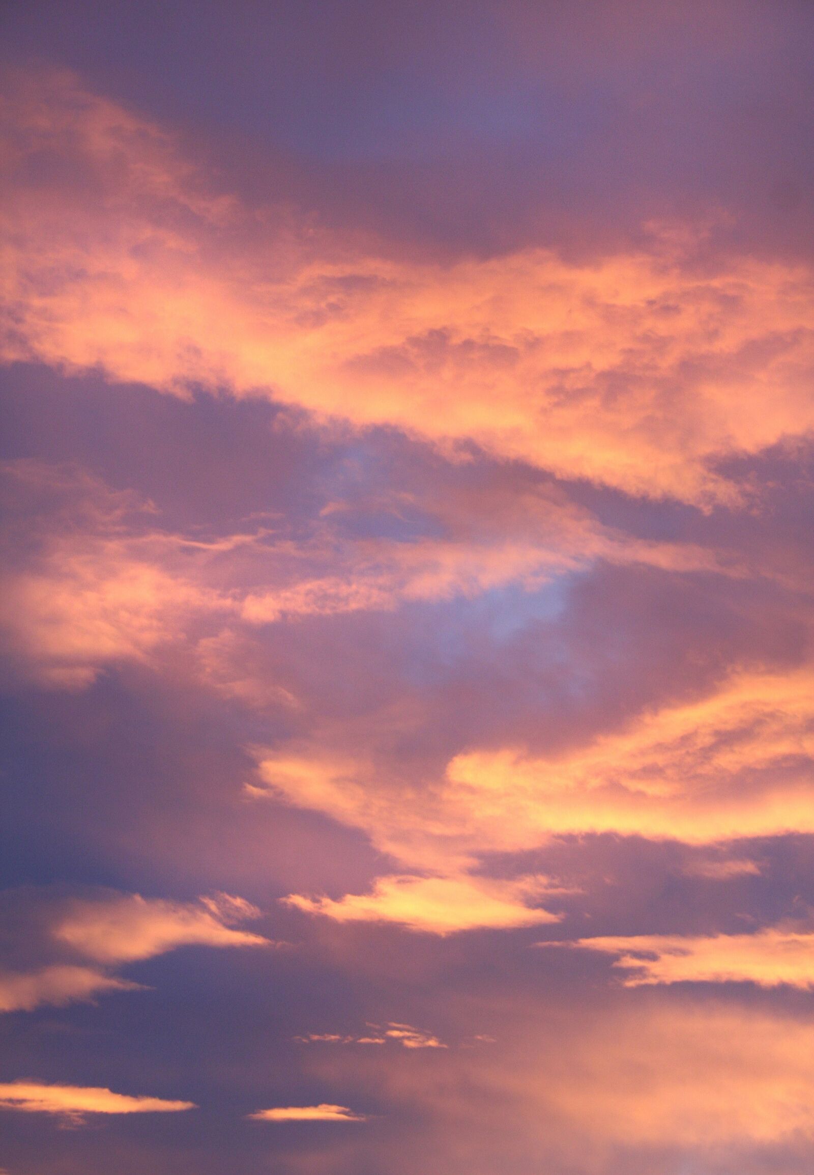 Canon EOS 350D (EOS Digital Rebel XT / EOS Kiss Digital N) sample photo. Sunset, sky, afterglow photography