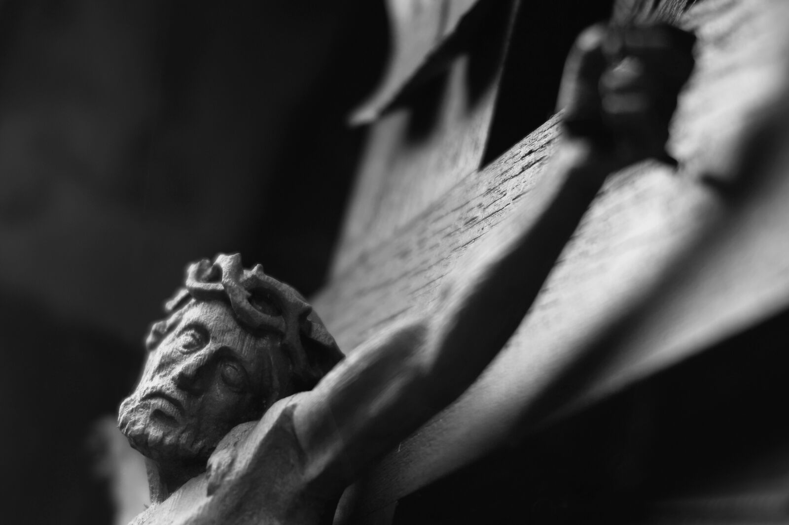 Sigma SD14 sample photo. Cross, jesus, christ photography