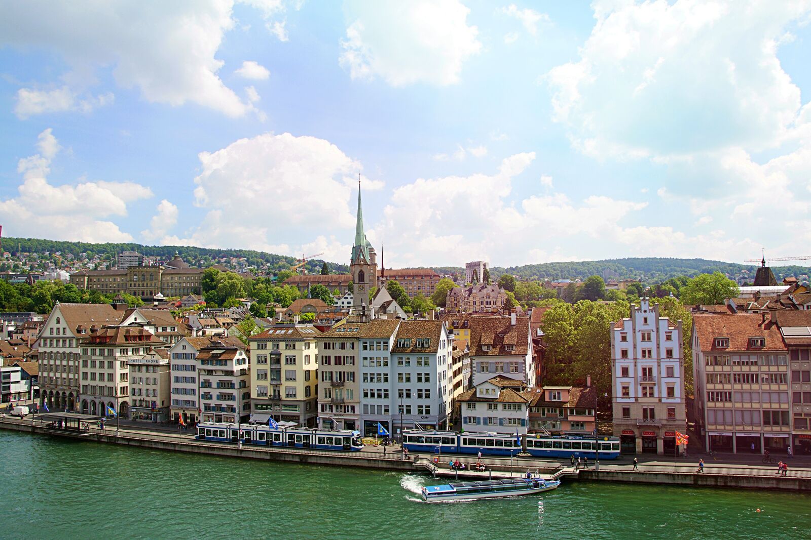Canon EOS 600D (Rebel EOS T3i / EOS Kiss X5) sample photo. Switzerland, zurich, limmat photography