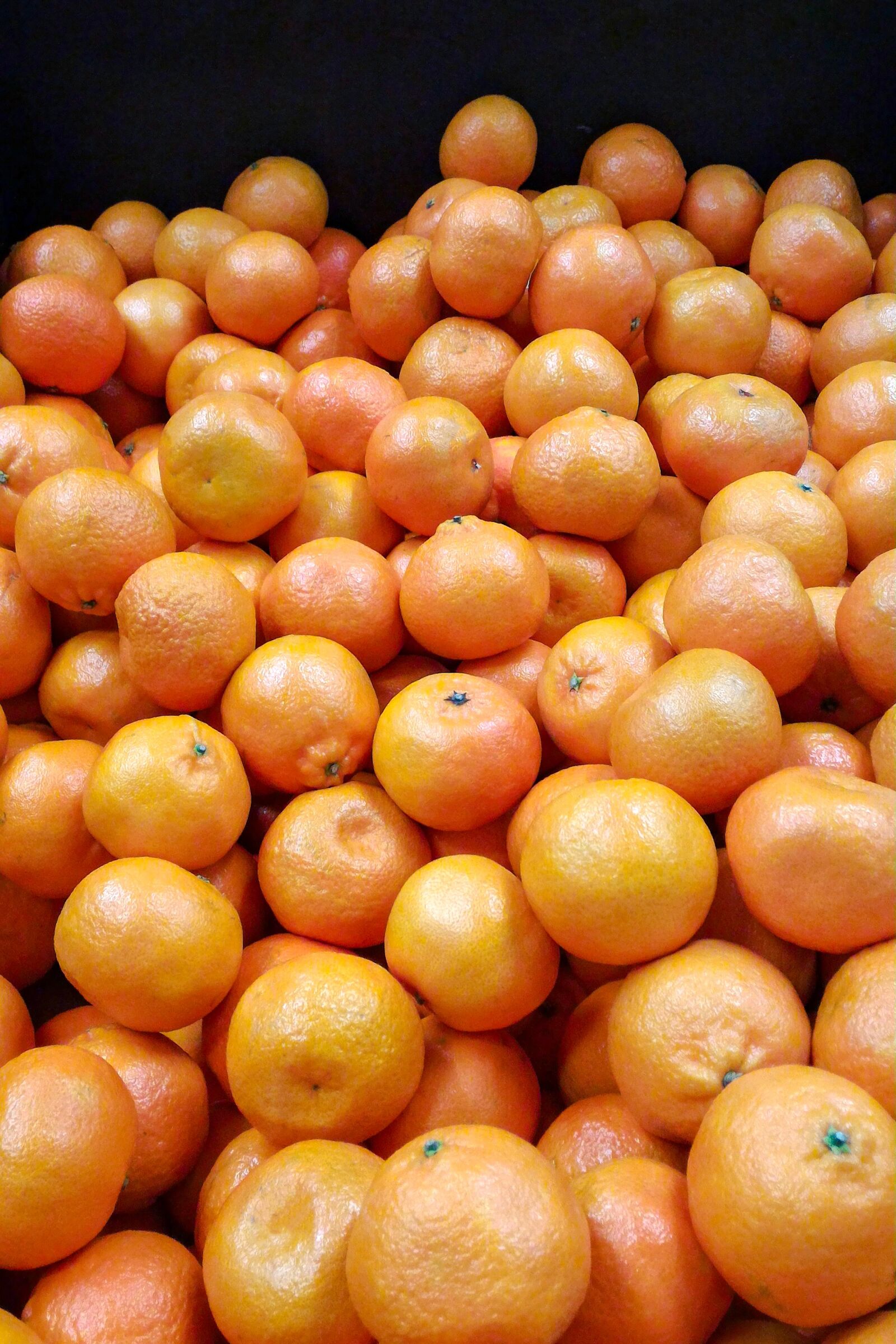 ASUS ZenFone 2 (ZE551ML) sample photo. Oranges, orange, close up photography